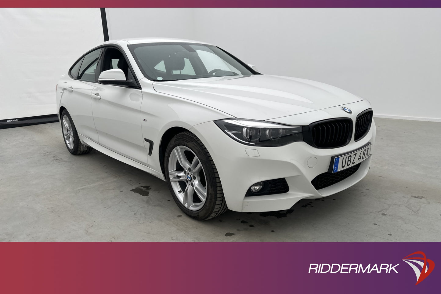 BMW 320 i xDrive Gran Turismo M Sport Navi Skinn Drag