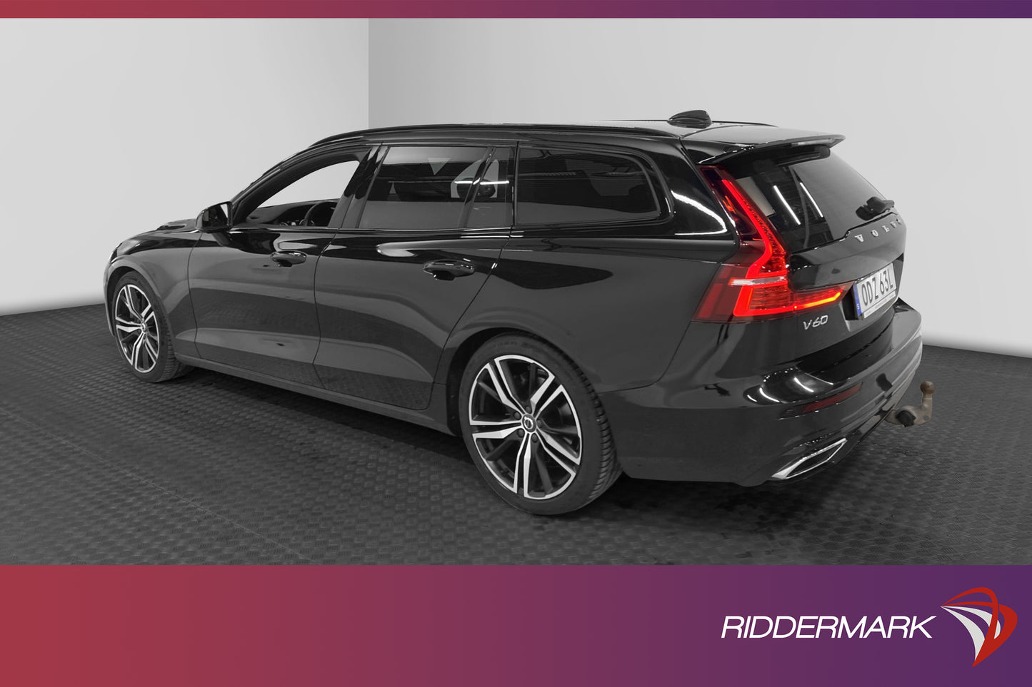 Volvo V60 T5 250hk R-Design Navi Värmare Kamera HUD Dragkrok