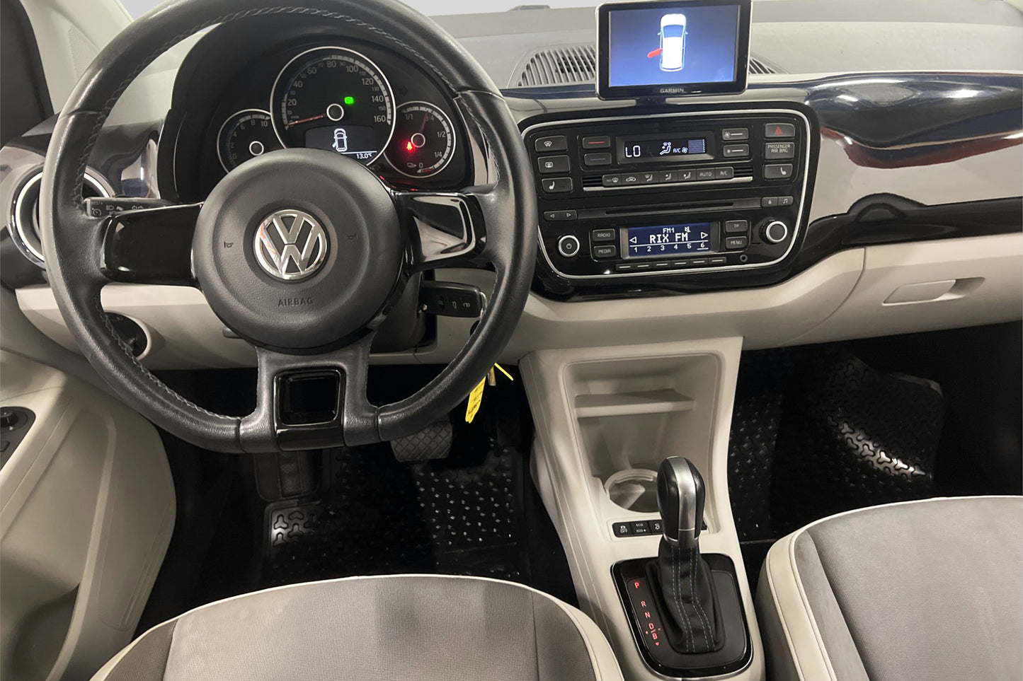 Volkswagen e-up! 18.7 kWh 82hk Driver assist Psensorer Navi