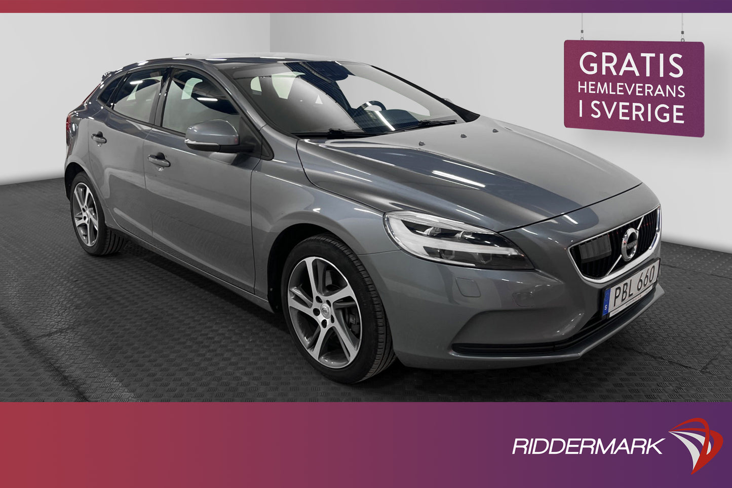 Volvo V40 D3 150hk Momentum D-Värmare VOC B-Kamera Navi Drag