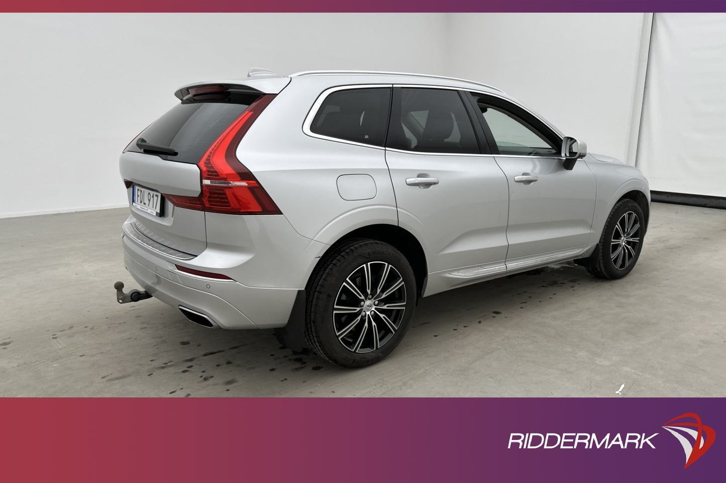 Volvo XC60 D5 AWD Inscription VOC Pano Kamera Navi BLIS Drag