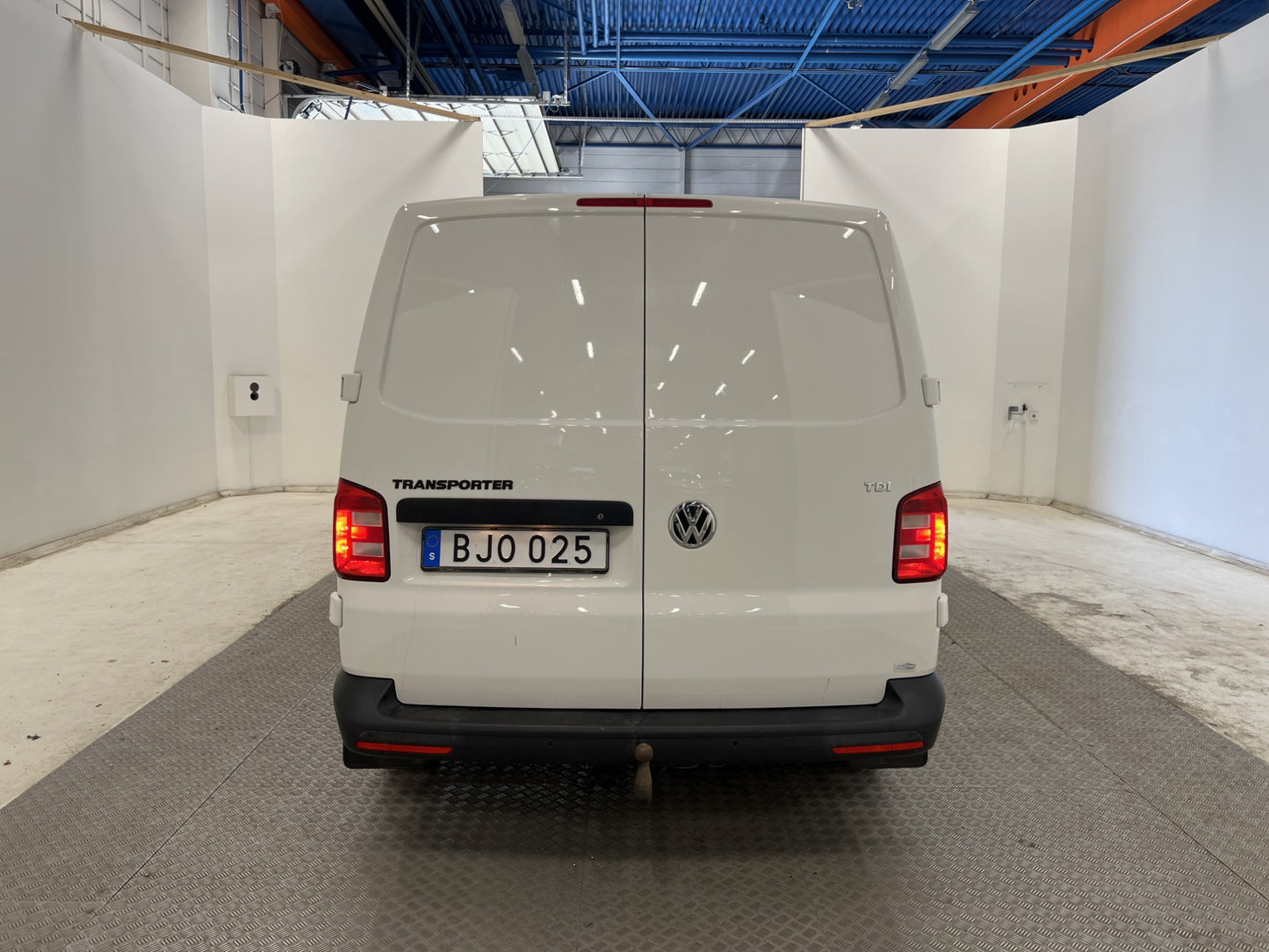 Volkswagen Transporter 2.0 Värmare Dragkrok V-inredd Moms