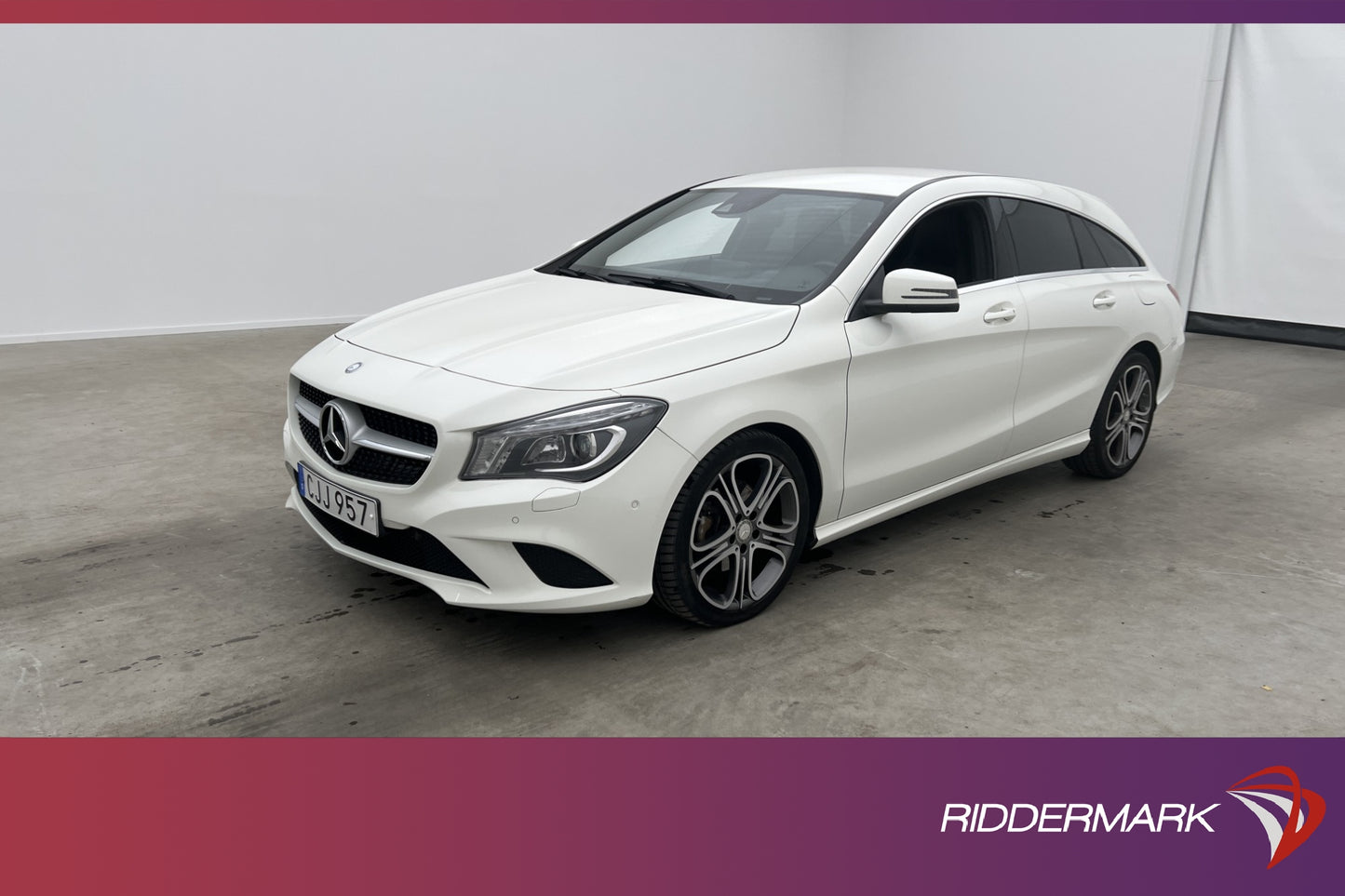 Mercedes-Benz CLA 220 d Shooting Brake 4M Värm Kamera Drag