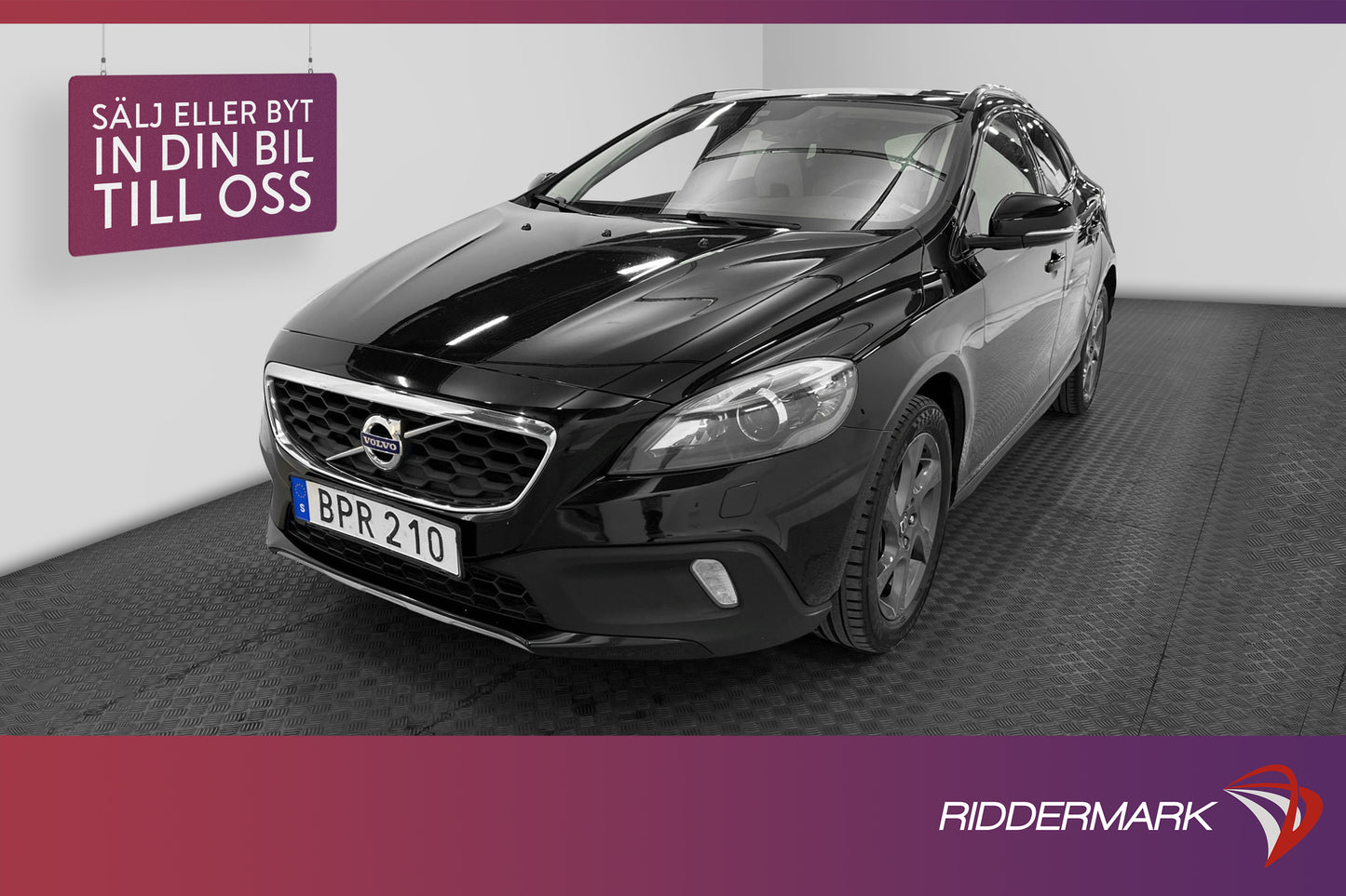 Volvo V40 Cross Country D4 177hk Momentum Värmare PDC Drag