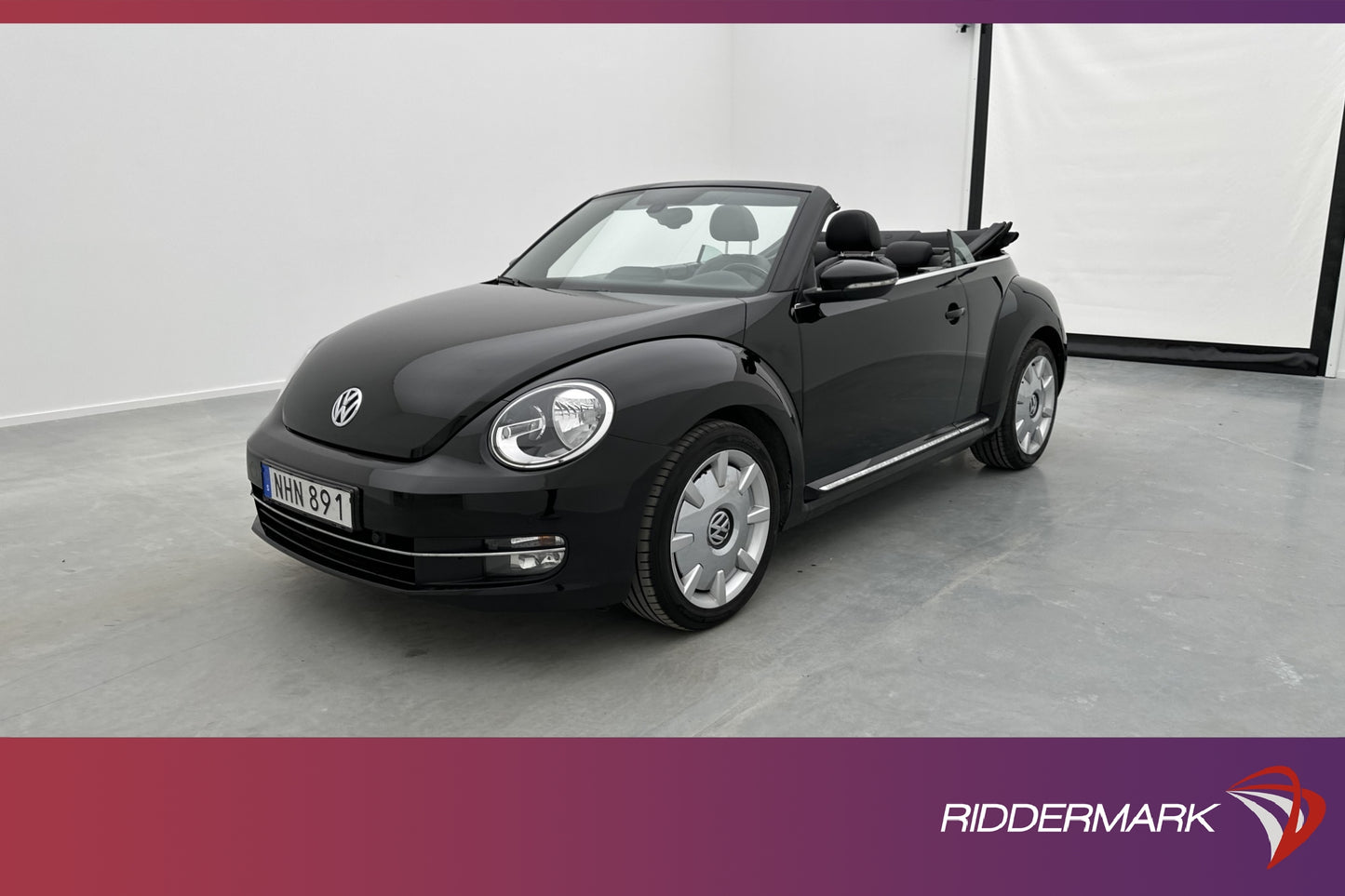 Volkswagen Beetle Cabriolet 1.2 TSI Design+ PDC Skinn 105hk