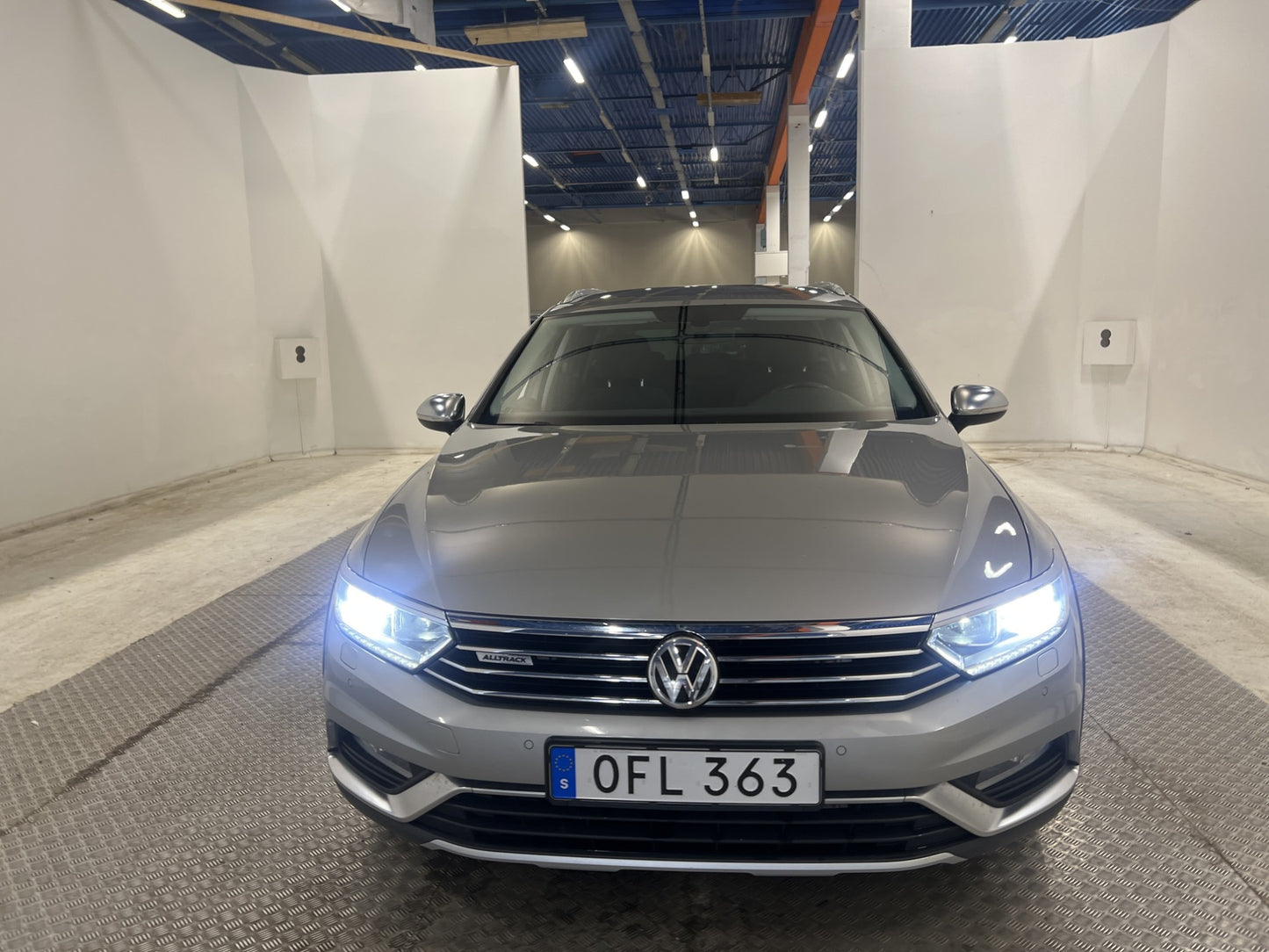 Volkswagen Passat Alltrack 4M Business Värmare Bkamera Drag