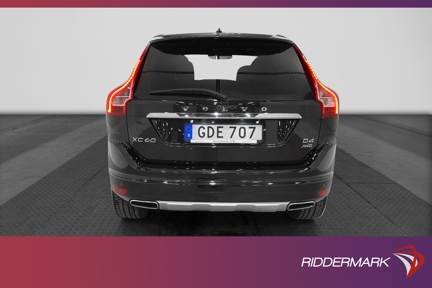 Volvo XC60 D4 181hk AWD Summum Pano VOC D-Värm Skinn Navi