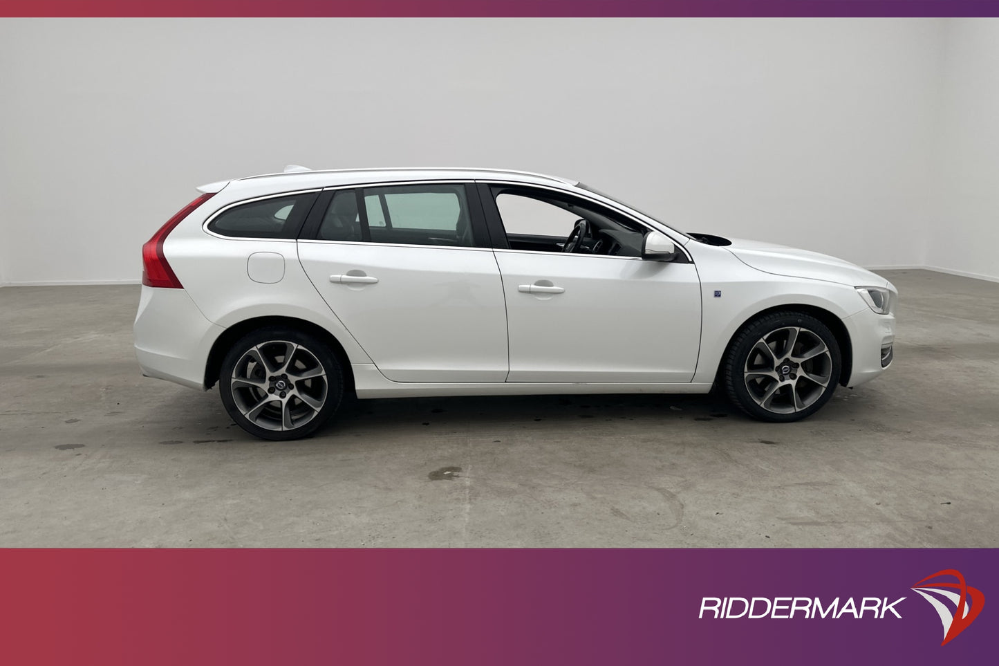 Volvo V60 D4 AWD Ocean Race VOC Värmare Skinn Drag Välservad