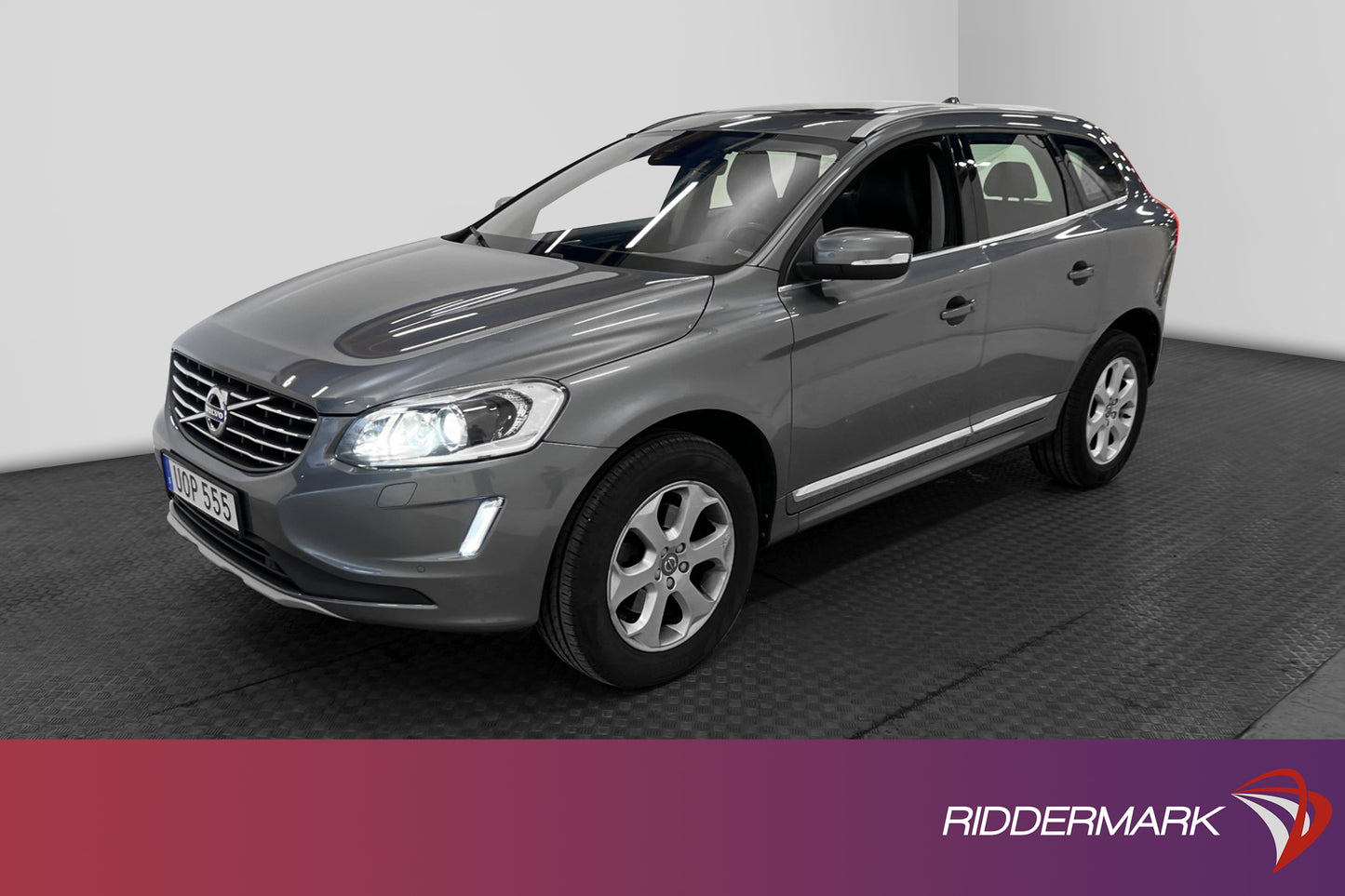 Volvo XC60 D4 AWD 190hk Summum Värmare Pano Skinn Navi