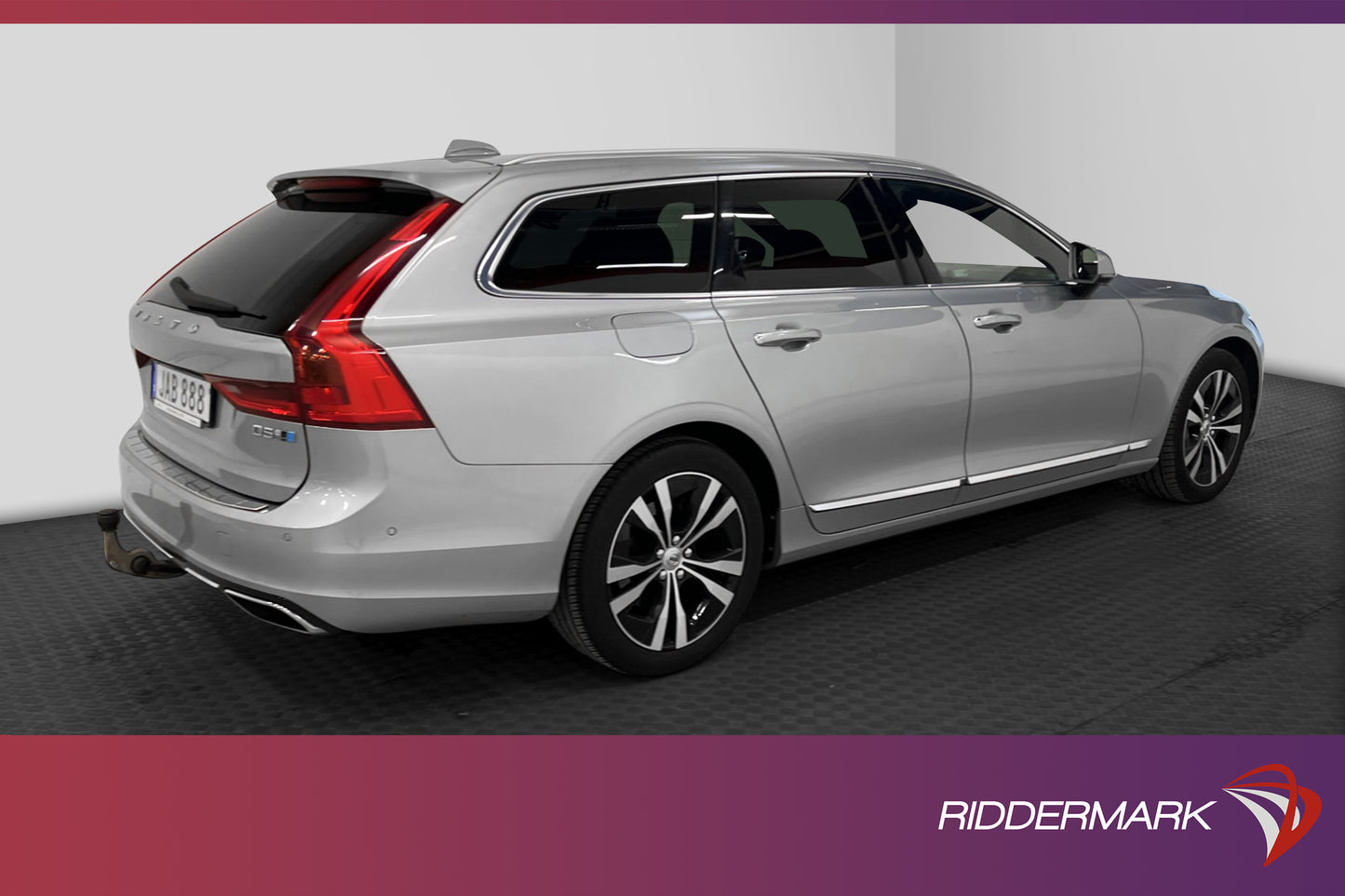 Volvo V90 D5 AWD  Inscription Pano 360° HUD Navi VOC Massage