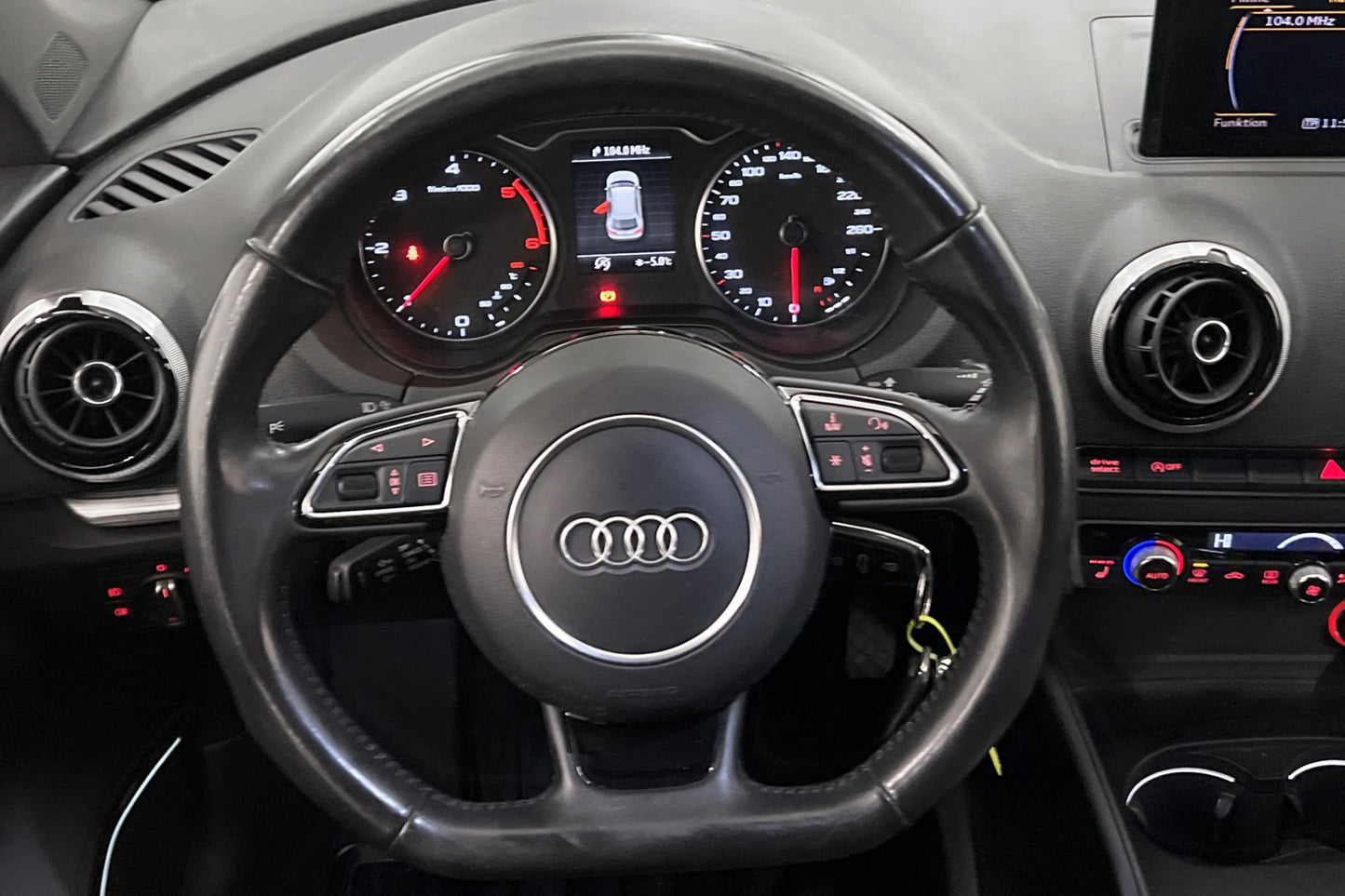 Audi A3 2.0 Quattro 150hk Ambition Navi Värmare Välservad