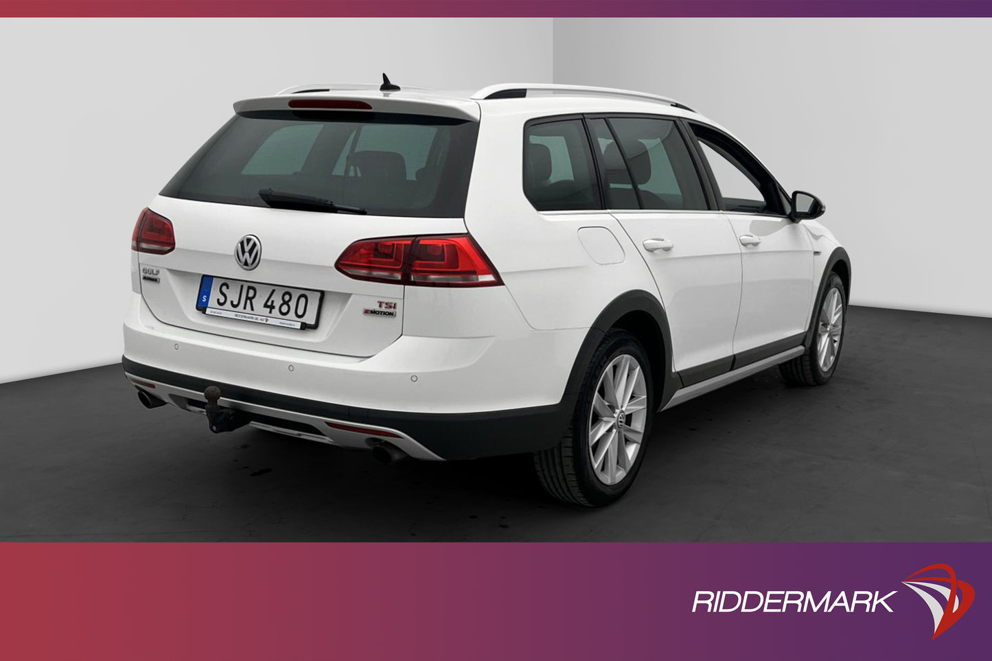 Volkswagen Golf Alltrack TSI 4M 180hk Värmare Kamera Drag