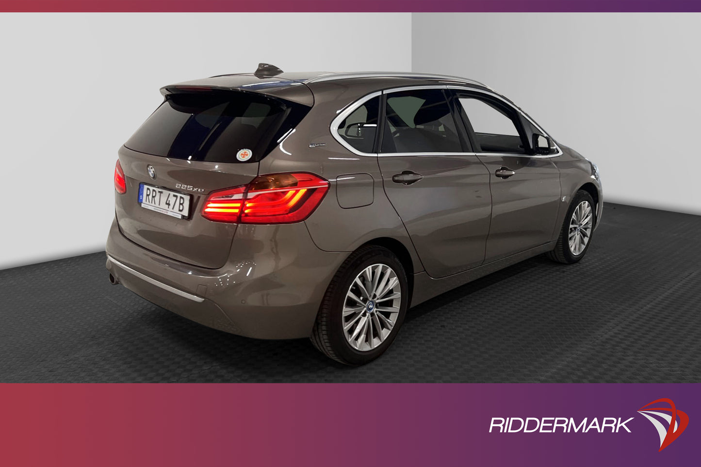 BMW 225xe Active Tourer 224hk Luxury Line Pano Skinn Bkamera