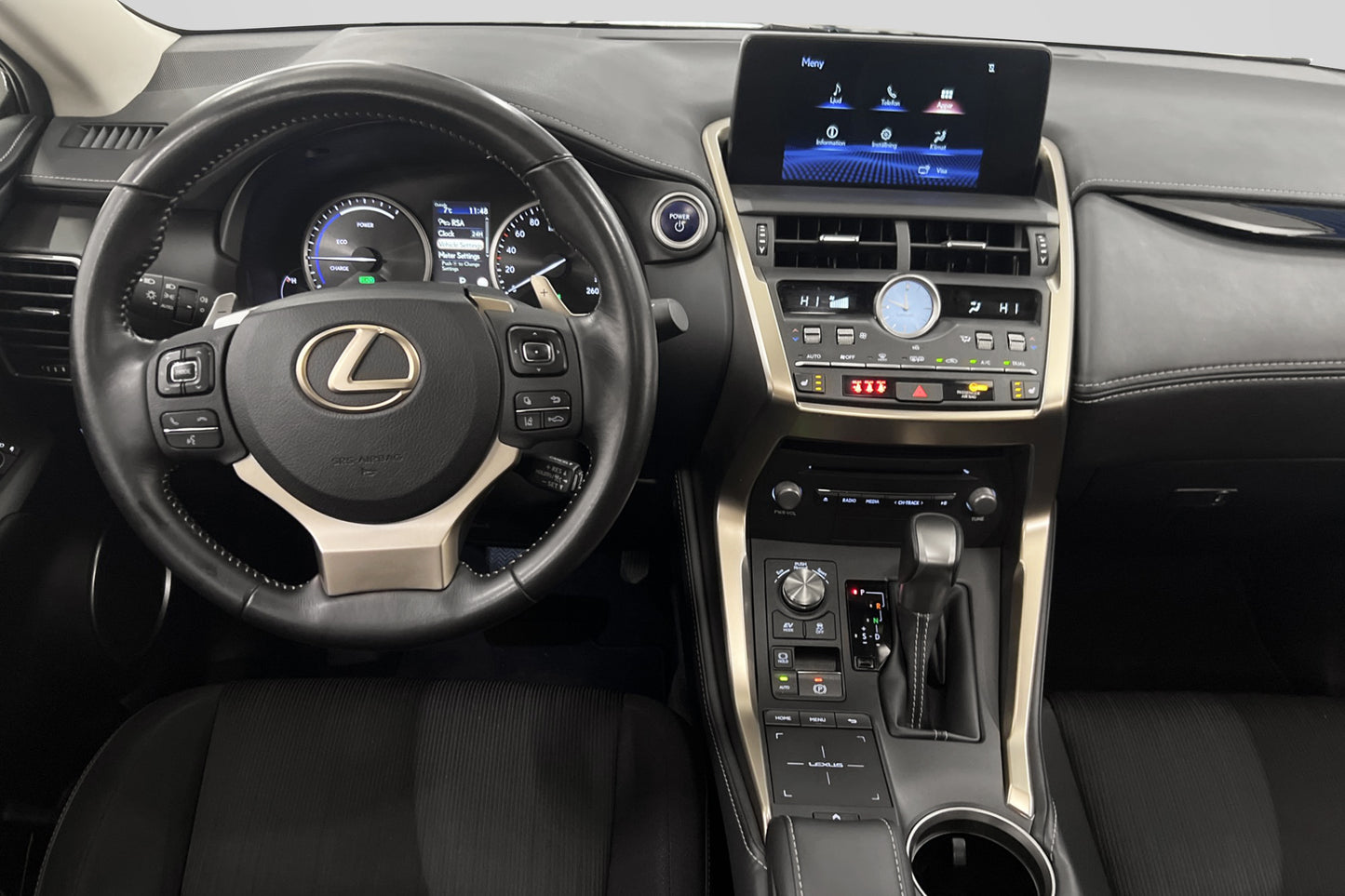 Lexus NX 300h AWD 197hk Comfort Kamera Dragkrok 1-Brukare