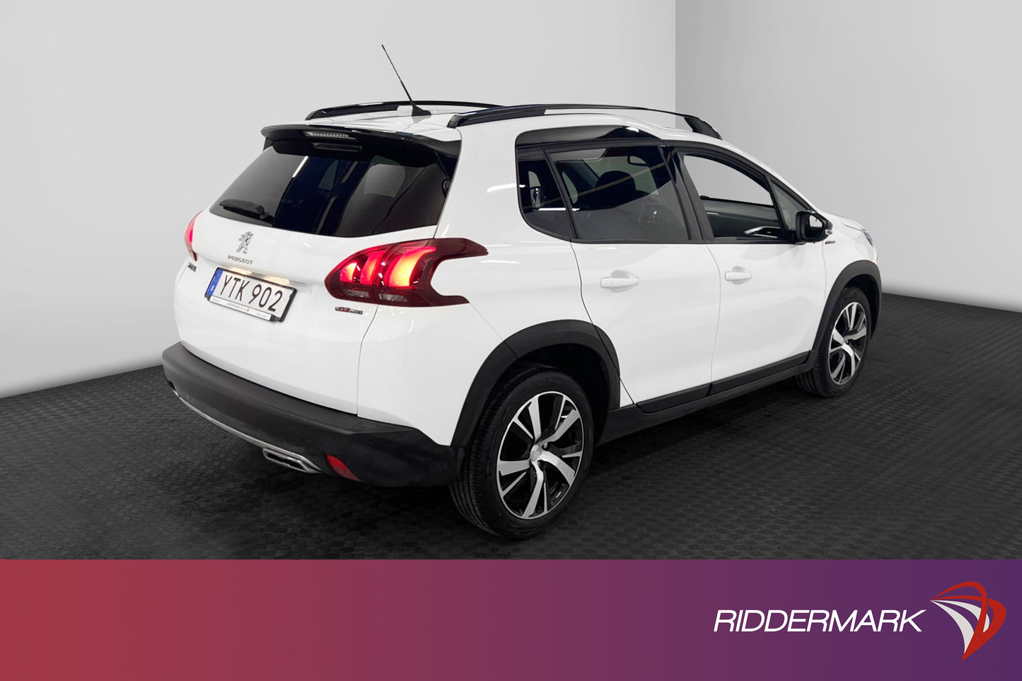 Peugeot 2008 1.2 e-THP GT Line Panorama Sportsäten Automat