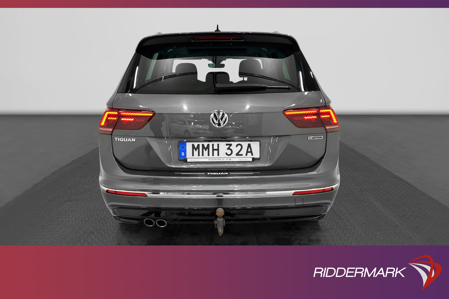 Volkswagen Tiguan 2.0 TDI 4M R-Line D-Värm Cockpit Pano Drag