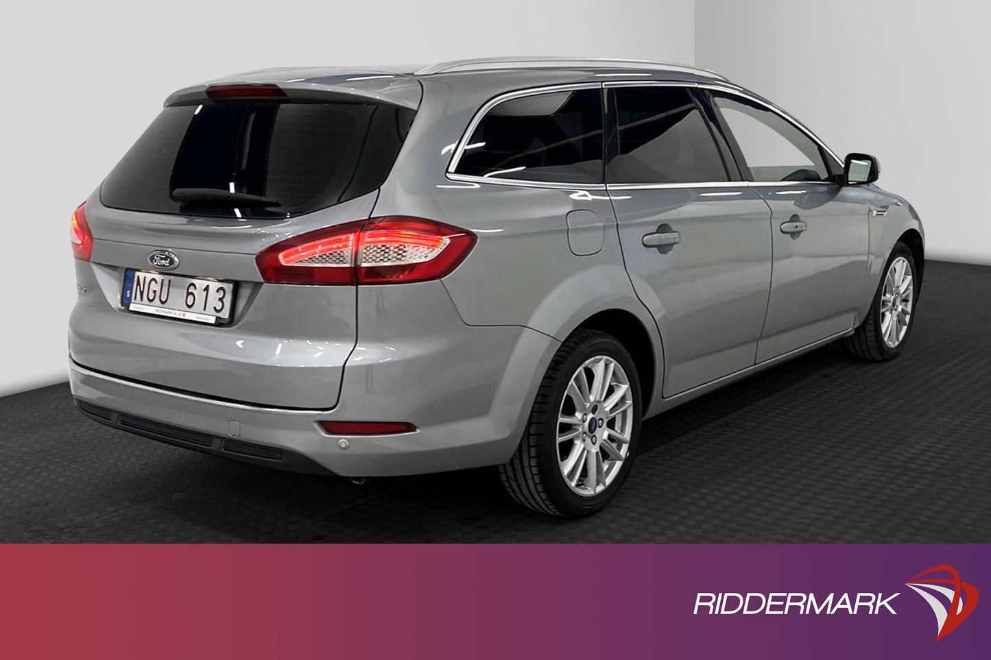 Ford Mondeo 2.0 TDCi 140hk D-värme Skinn P-sensorer Nyservad