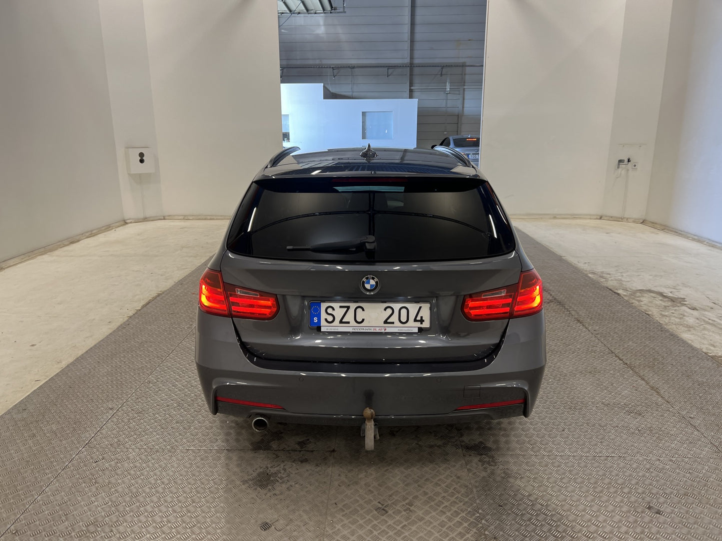 BMW 320 d 184hk M Sport Motorvärmare Drag Rattvärme 0.41/mil