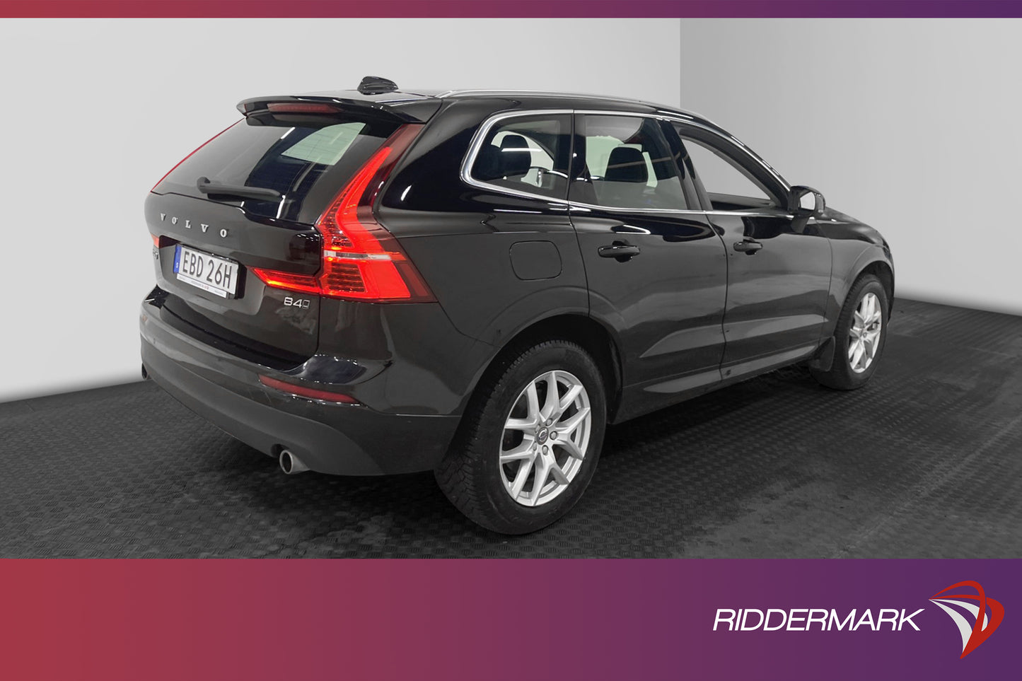 Volvo XC60 B4 AWD 197hk Momentum Adv D-värm VOC 0.6l/mil