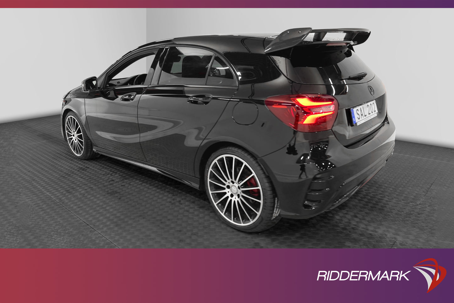 Mercedes-Benz A 250 Sport 218hk AMG H/K Kamera Sportvinge