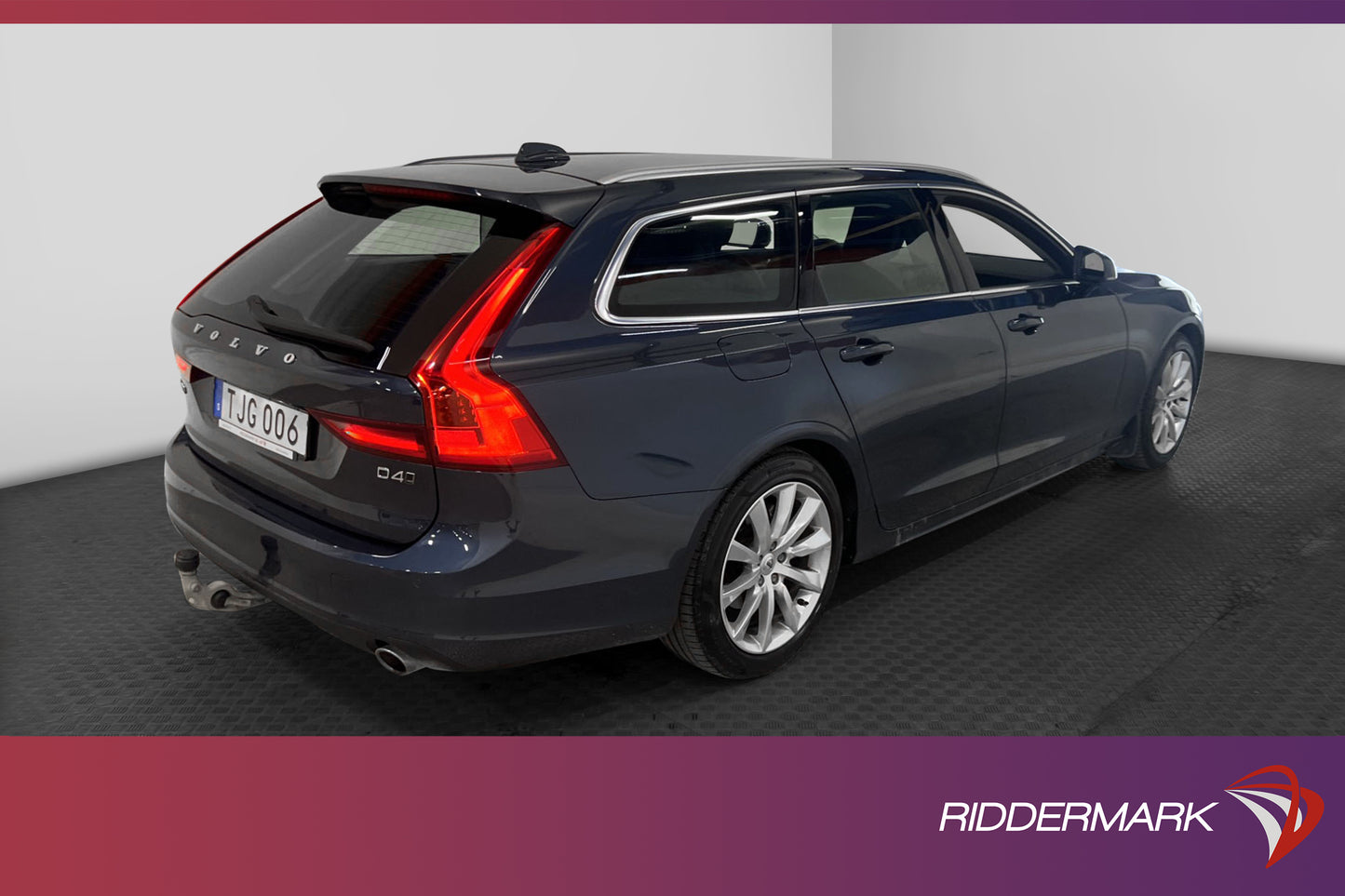 Volvo V90 D4 190hk AWD Momentum D-Värmare VOC Drag 0,53l/mil