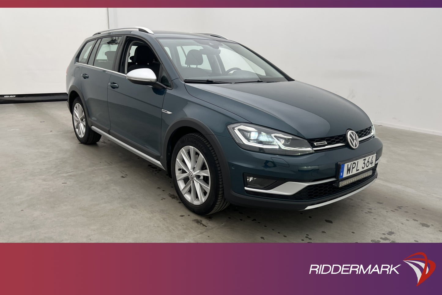 Volkswagen Golf Alltrack TSI 4M 180hk Plus Kamera Värmare