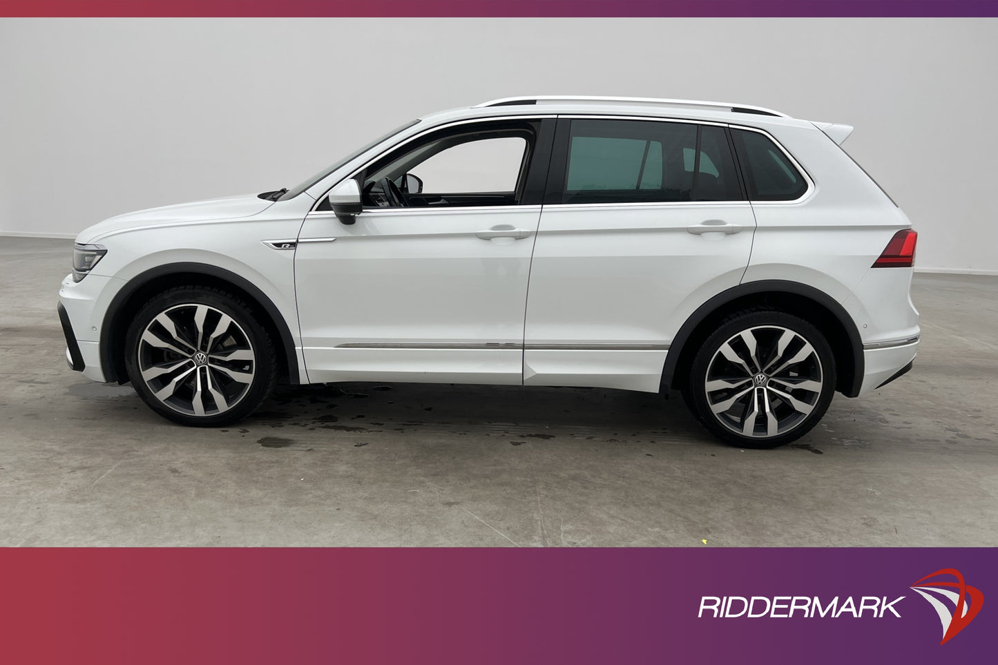 Volkswagen Tiguan 2.0 TDI 4M R-Line Cockpit Värm Kamera Drag