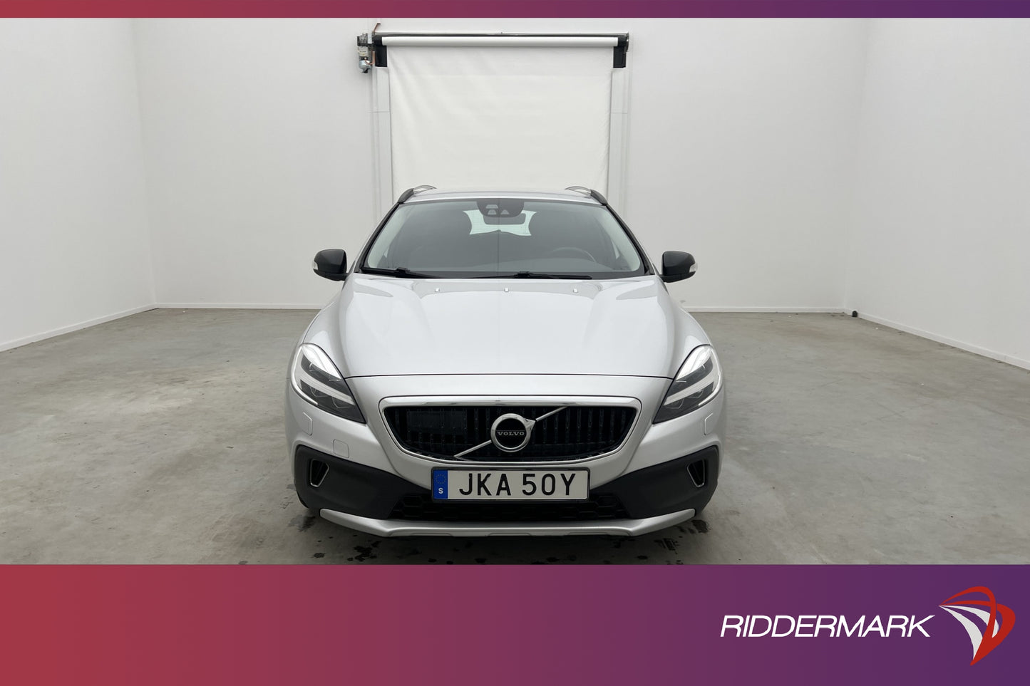 Volvo V40 Cross Country D3 150hk Momentum VOC B-Kamera Navi