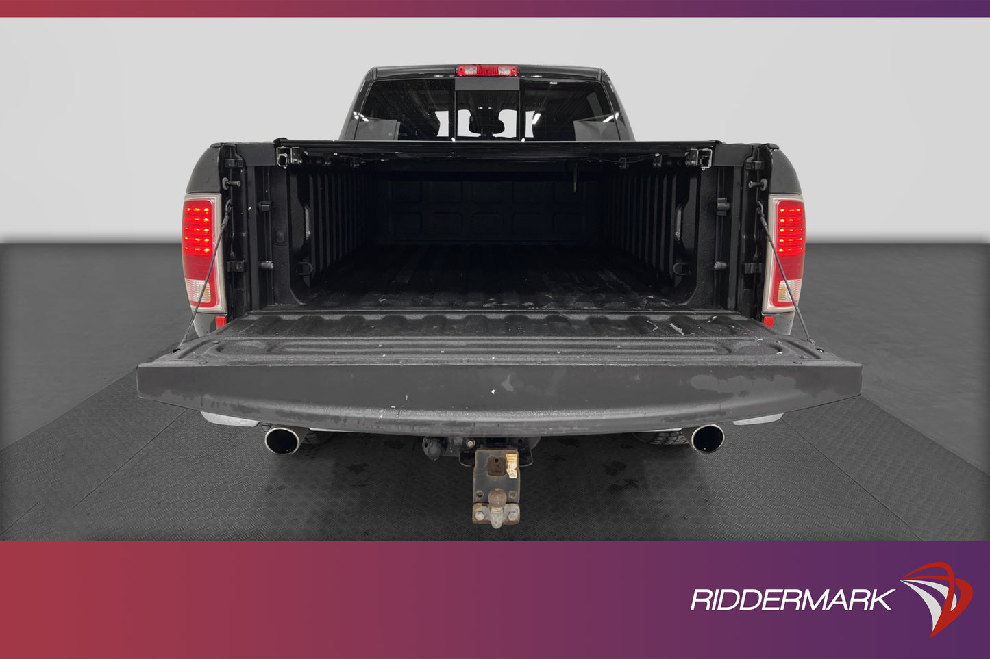 Dodge RAM Laramie 5.7 4x4 395hk Rambox Drag Skinn Moms