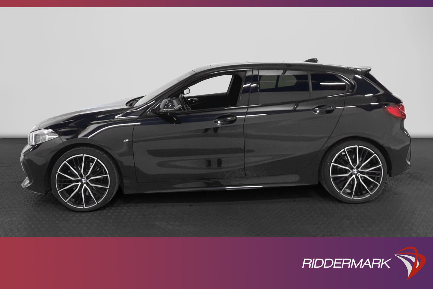 BMW 120d 190hk M-Sport Pano HiFi Kamera Cockpit Rattvärme