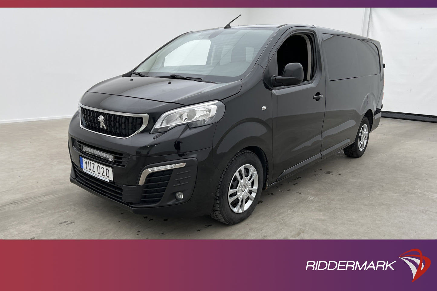 Peugeot Expert CrewVan L3 Värm Drag CARPLAY B-Kamera 5-Sits