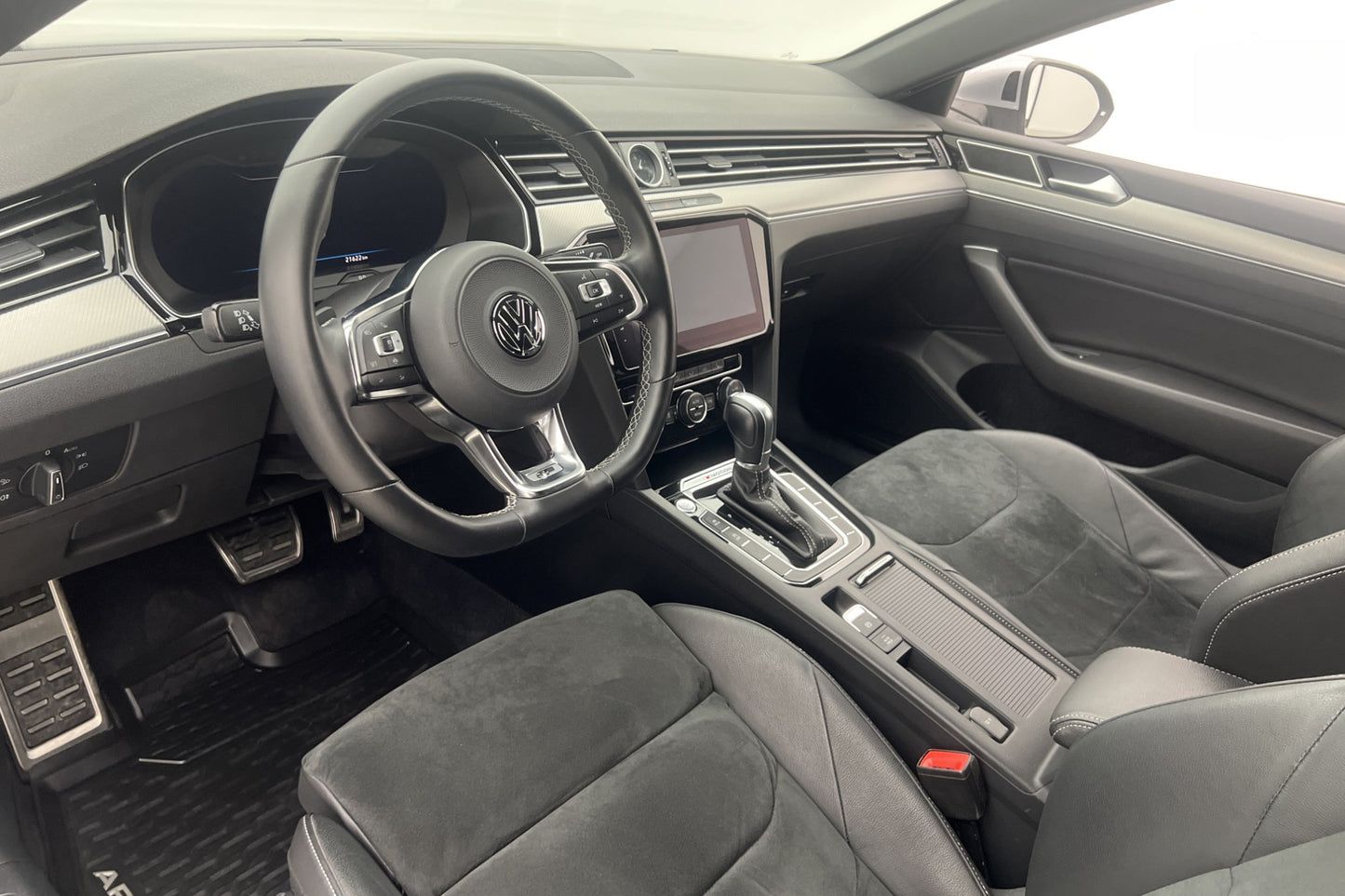 Volkswagen Arteon TDI 4M 190hk R-Line Cockpit Värmare Drag