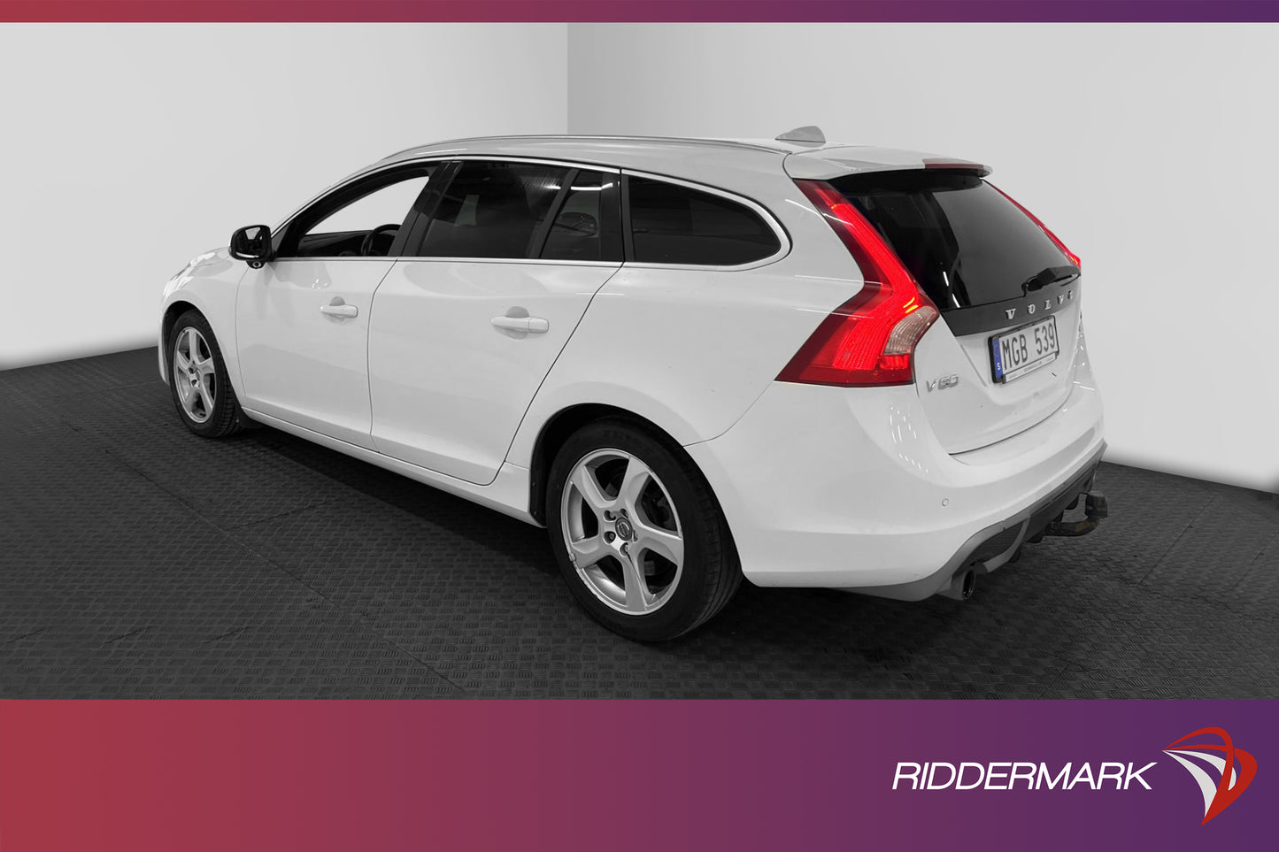 Volvo V60 D2 115hk R-Design Värmare Blis Skinn Navi Drag