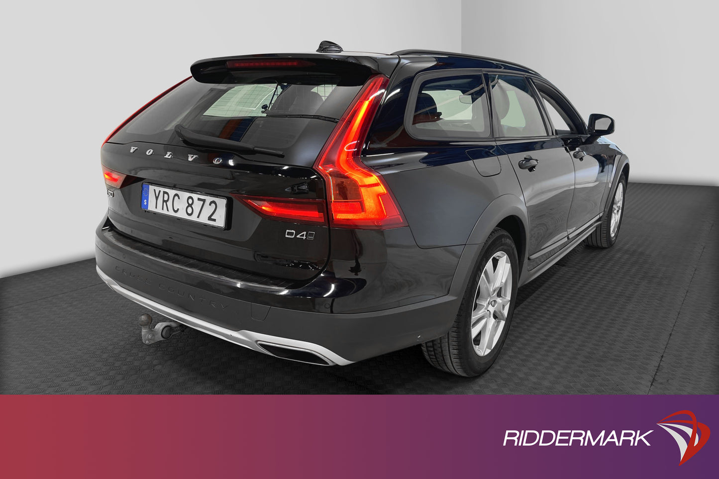 Volvo V90 Cross Country D4 AWD 190hk VOC Drag Carplay PDC