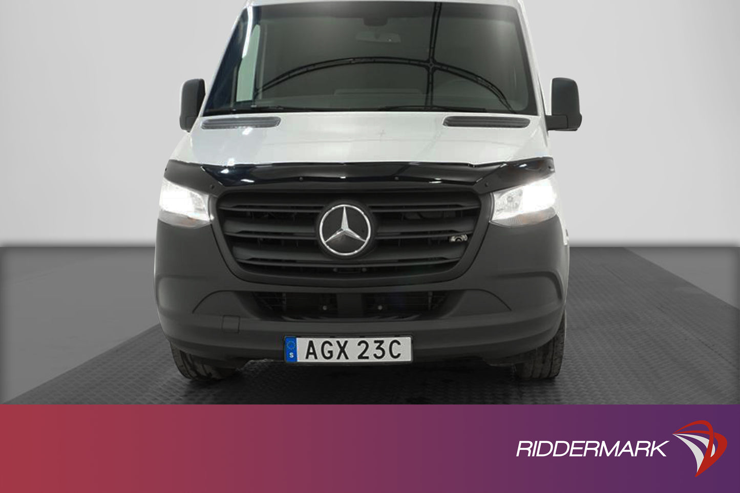 Mercedes-Benz e-Sprinter 3-sits L2H2 B-Kamera Nyservad Moms