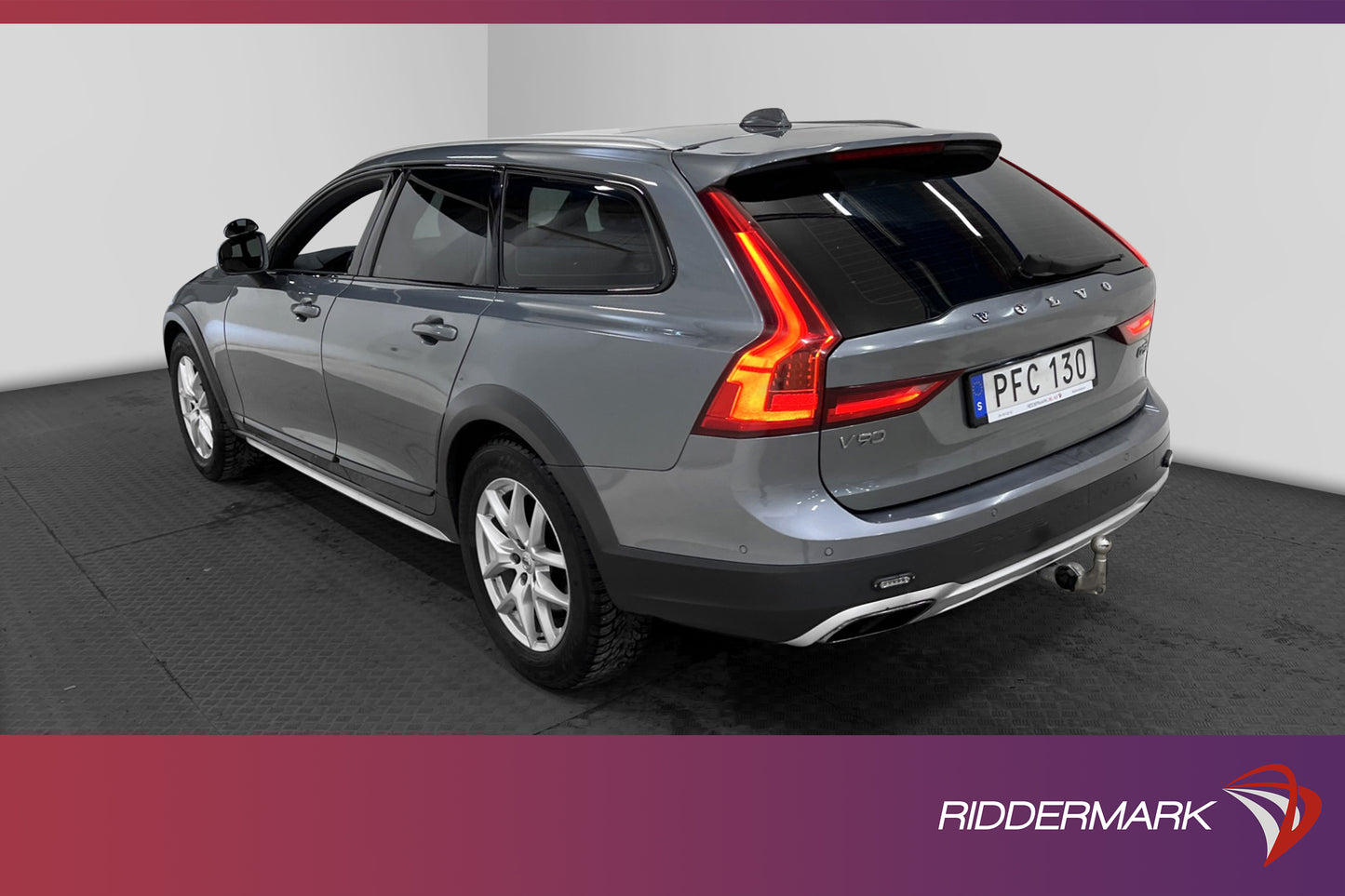 Volvo V90 Cross Country D5 AWD Inscription Pro Pano Värmare