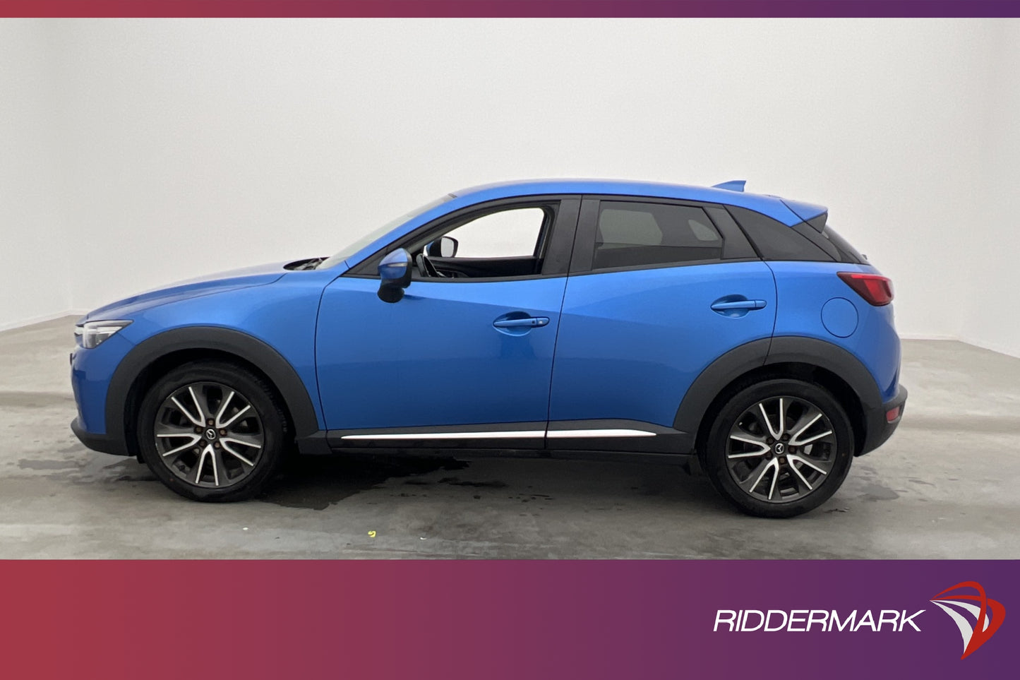 Mazda CX-3 SKYACTIV-G 120hk Optimum BOSE HUD Kamera Skinn