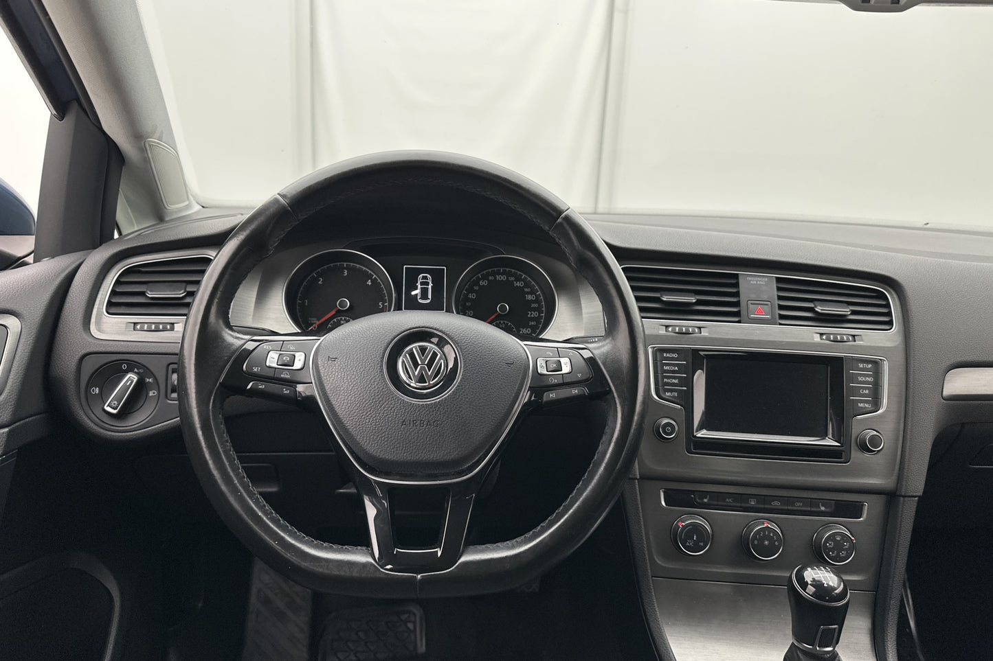 Volkswagen Golf 1.6 TDI 105hk Sensorer Adaptiv Drag Välserv