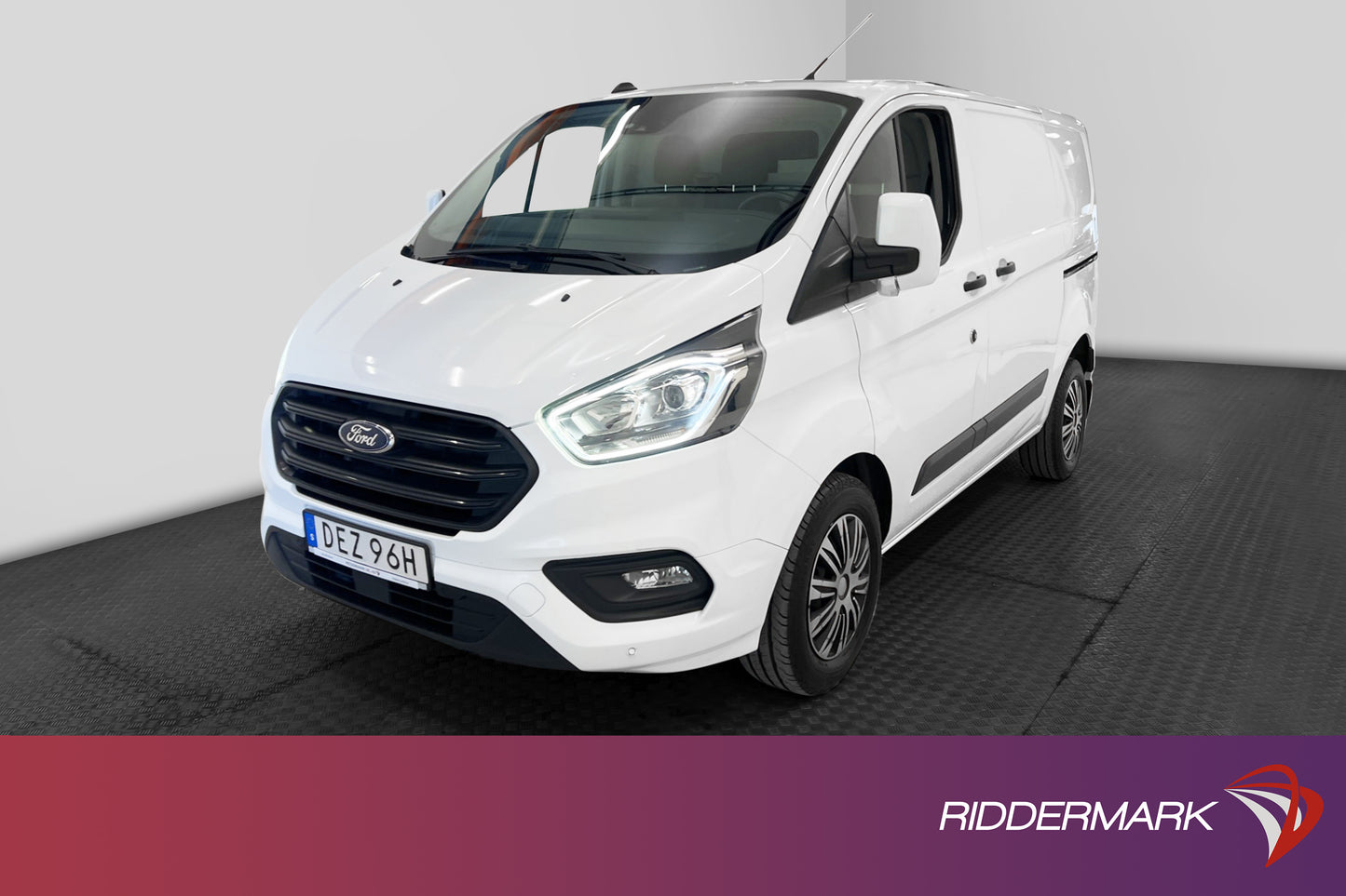 Ford Transit Custom 2.0 Aut Värmare SYNC3 2x-Dörrar Moms