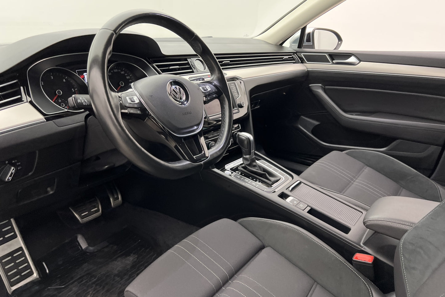 Volkswagen Passat Alltrack TDI 4M 190hk Värmare Kamera Drag