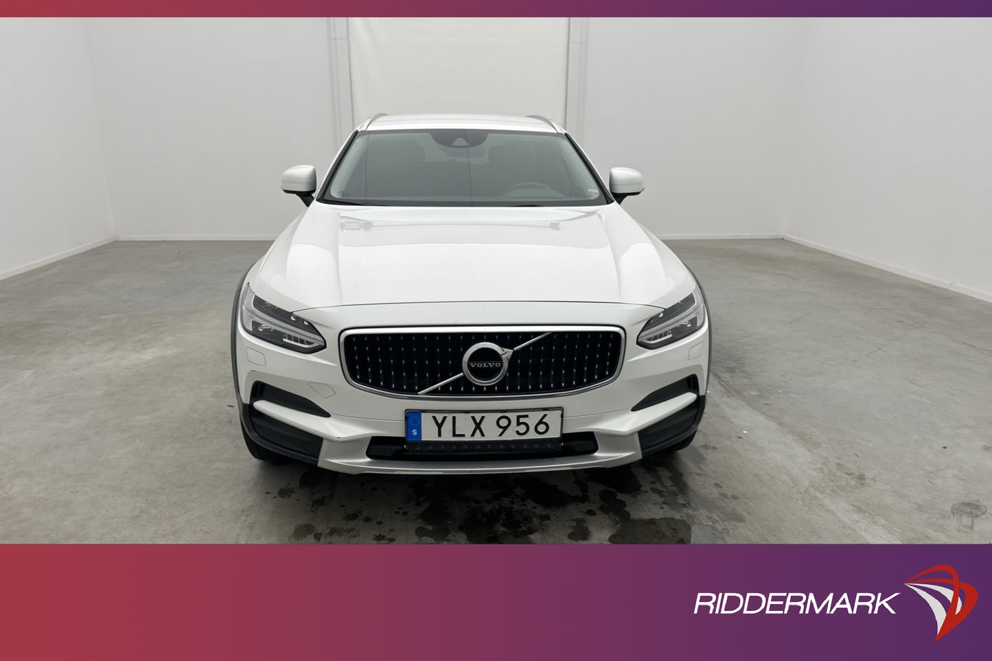 Volvo V90 Cross Country D4 AWD Momentum VOC D-Värmare Drag