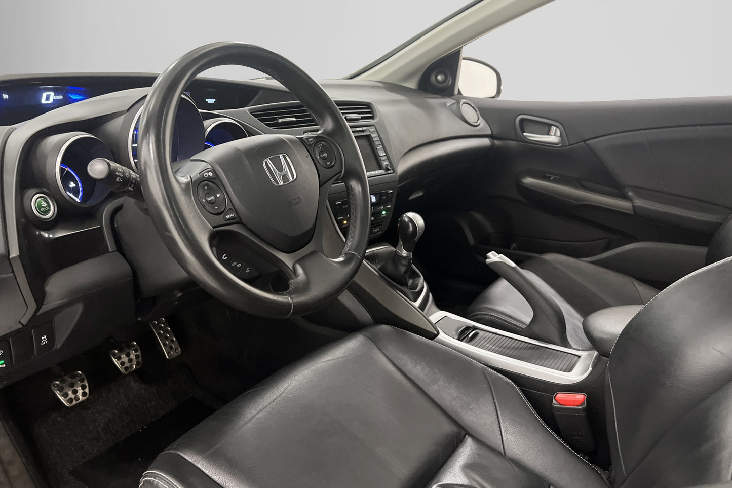 Honda Civic 1.8 i-VTEC Executive Pano Skinn Kamera Välservad