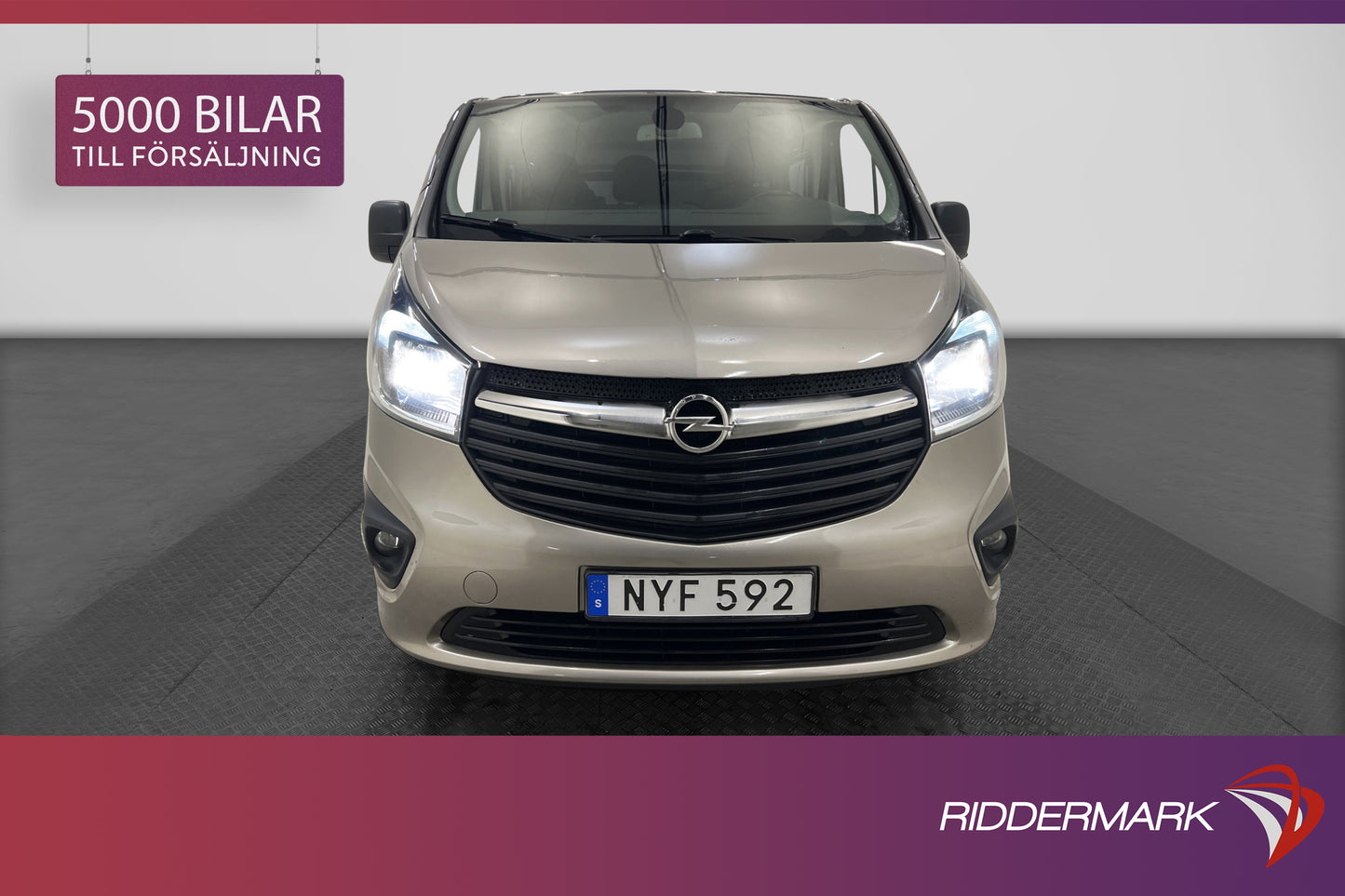 Opel Vivaro Kombi Lång 1.6CDTI Drag Nyservad B-Kamera 9-Sits