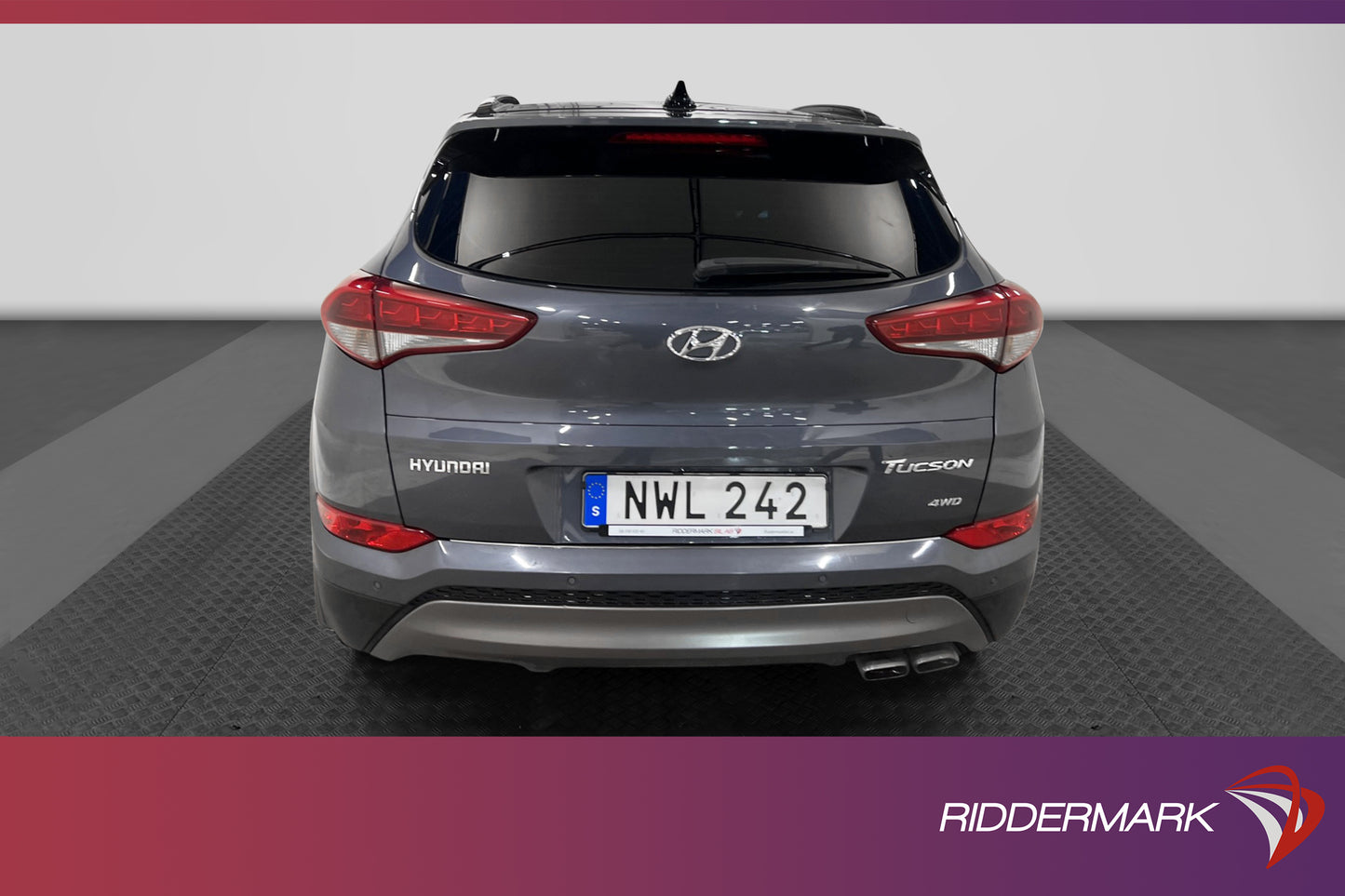 Hyundai Tucson 1.6 T-GDI 4WD Premium Navi Pano B6-kam 177hk