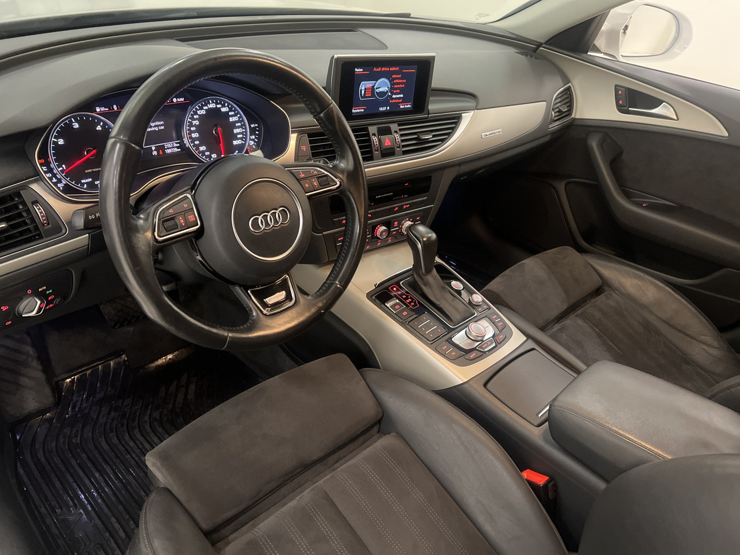 Audi A6 Quattro Allroad 3.0 TDI 218hk D-Värm Navi Drag