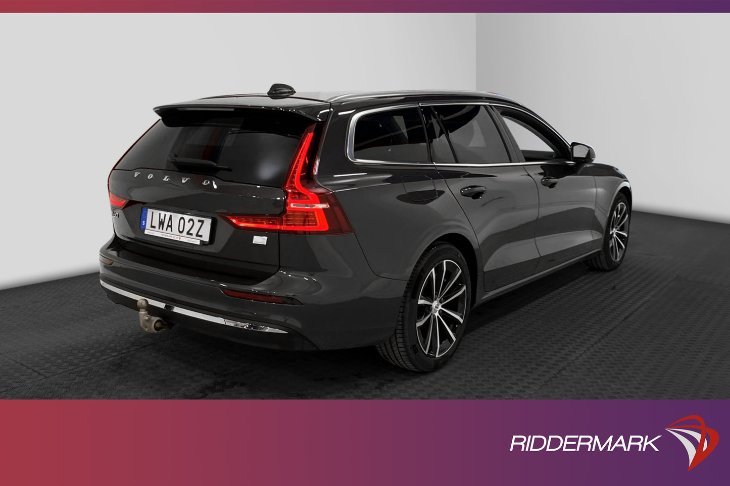 Volvo V60 T6 AWD 397hk 18.8 kWh Inscription B-kamera Drag