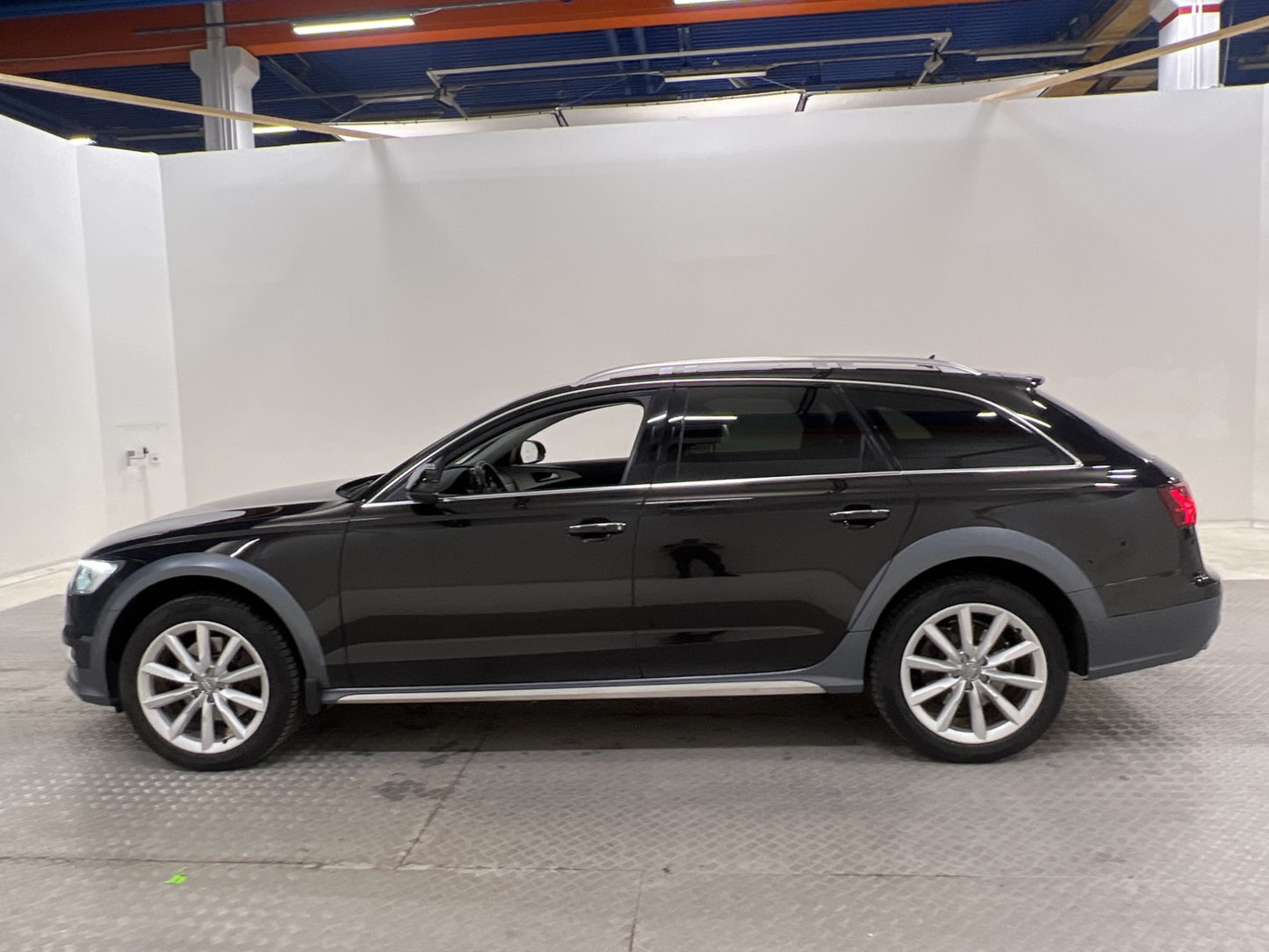 Audi A6 allroad Q 3.0 TDI V6 Ambition M-värmare Drag 4-zon