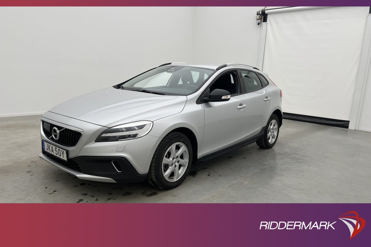 Volvo V40 Cross Country D3 150hk Momentum VOC B-Kamera Navi