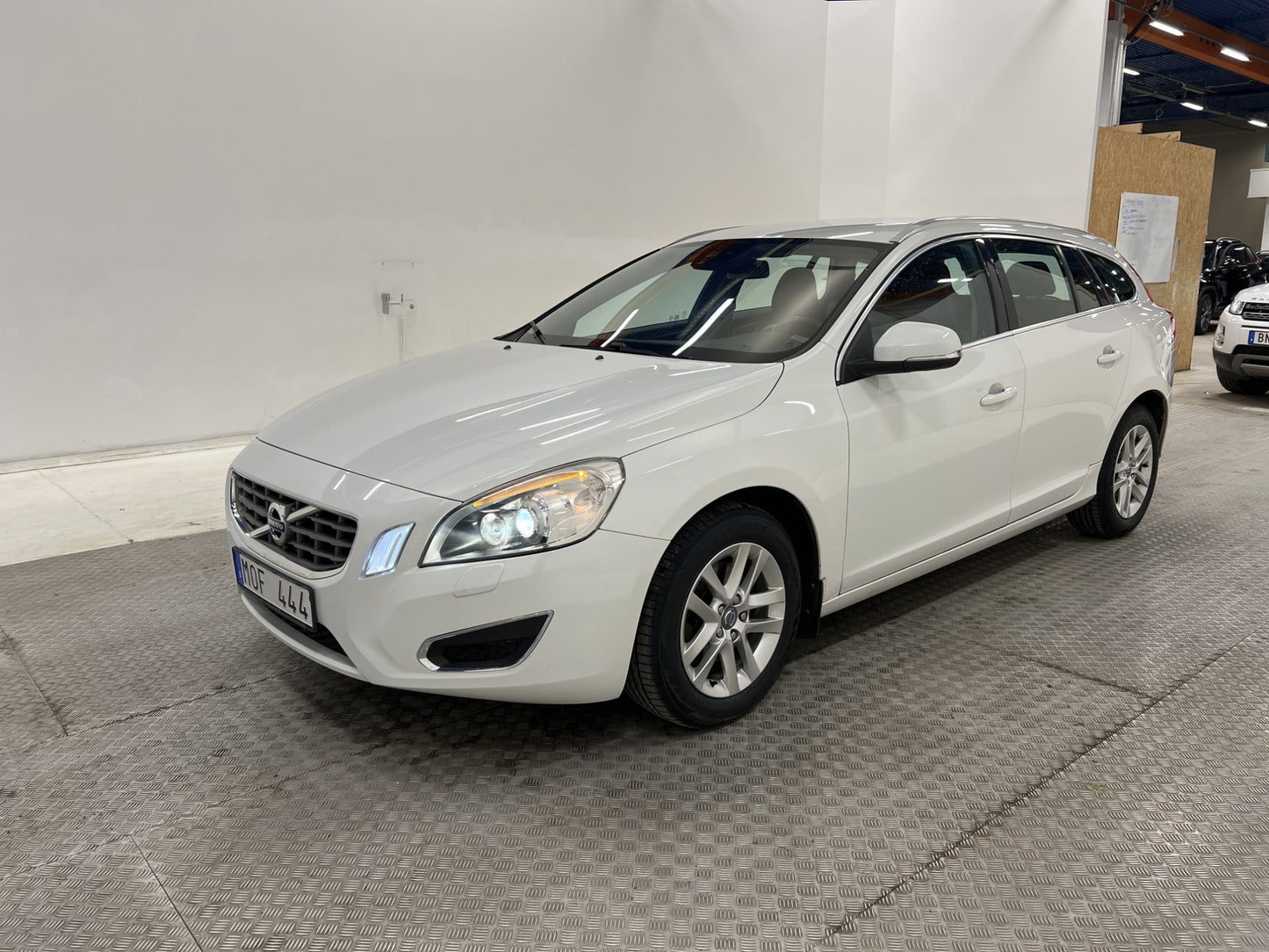 Volvo V60 D3 163hk Summum Värmare P-sensorer Nyservad Drag