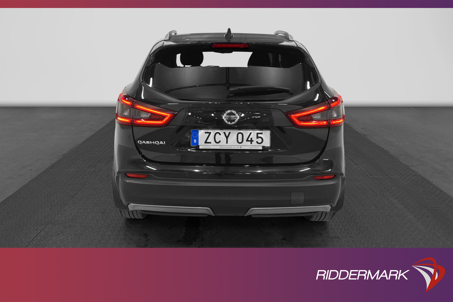 Nissan Qashqai 1.2 DIG-T 115hk Tekna 360° Kamera Navi 1-bruk